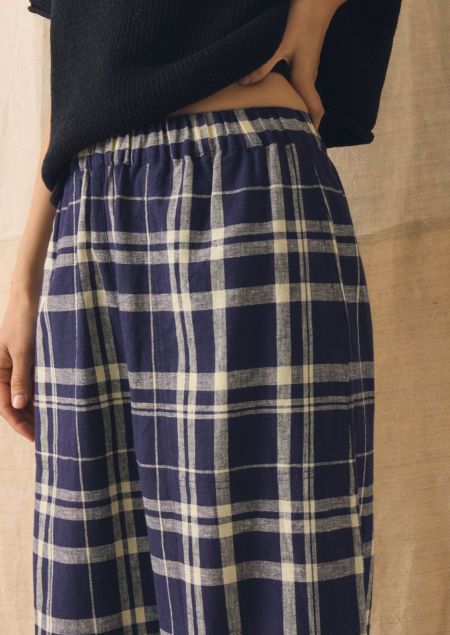 Barrel Leg Check Linen Cotton Trousers | Blue/Soya - Image 4