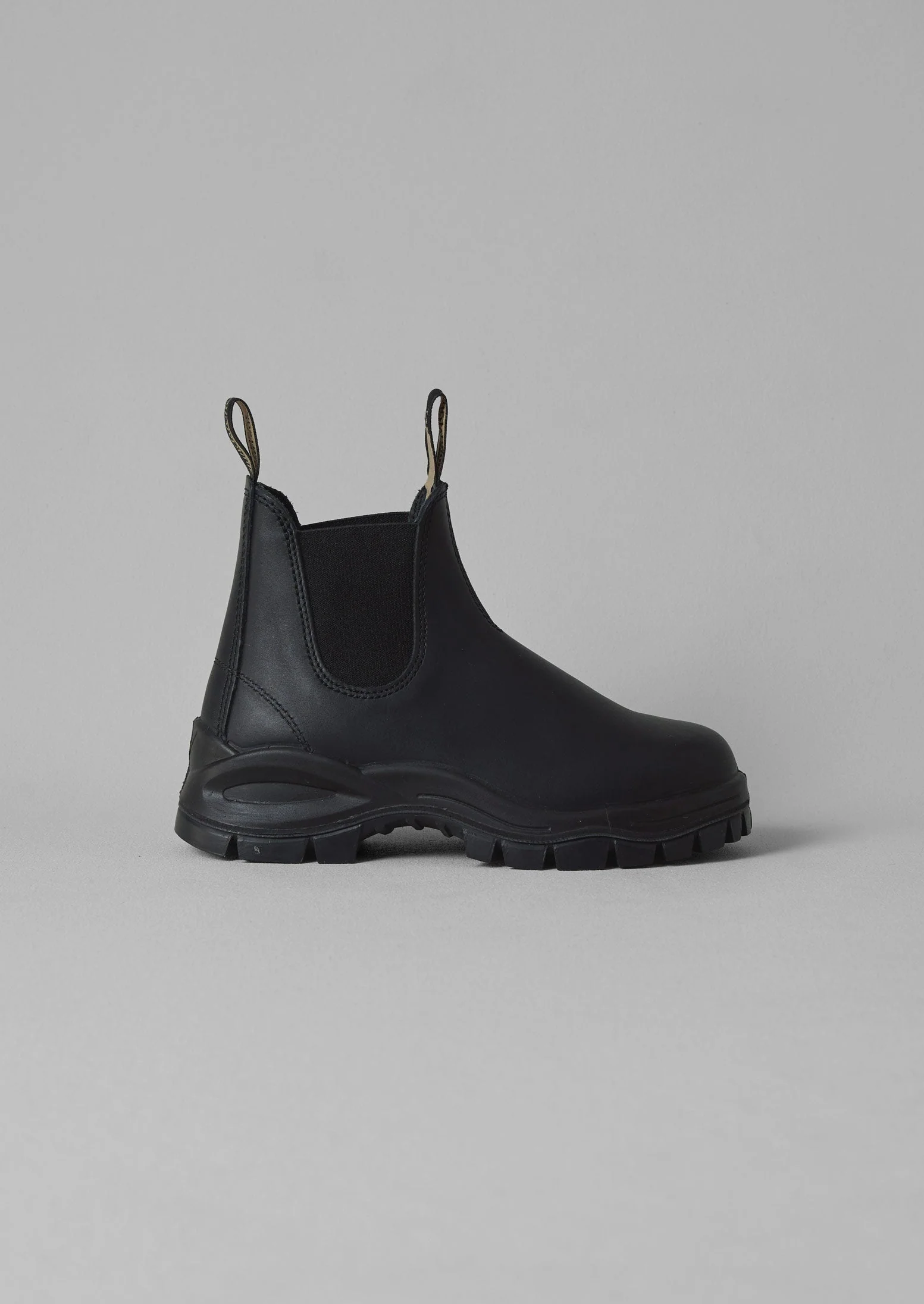 Blundstone Leather Lug Boots | Black - Image 2