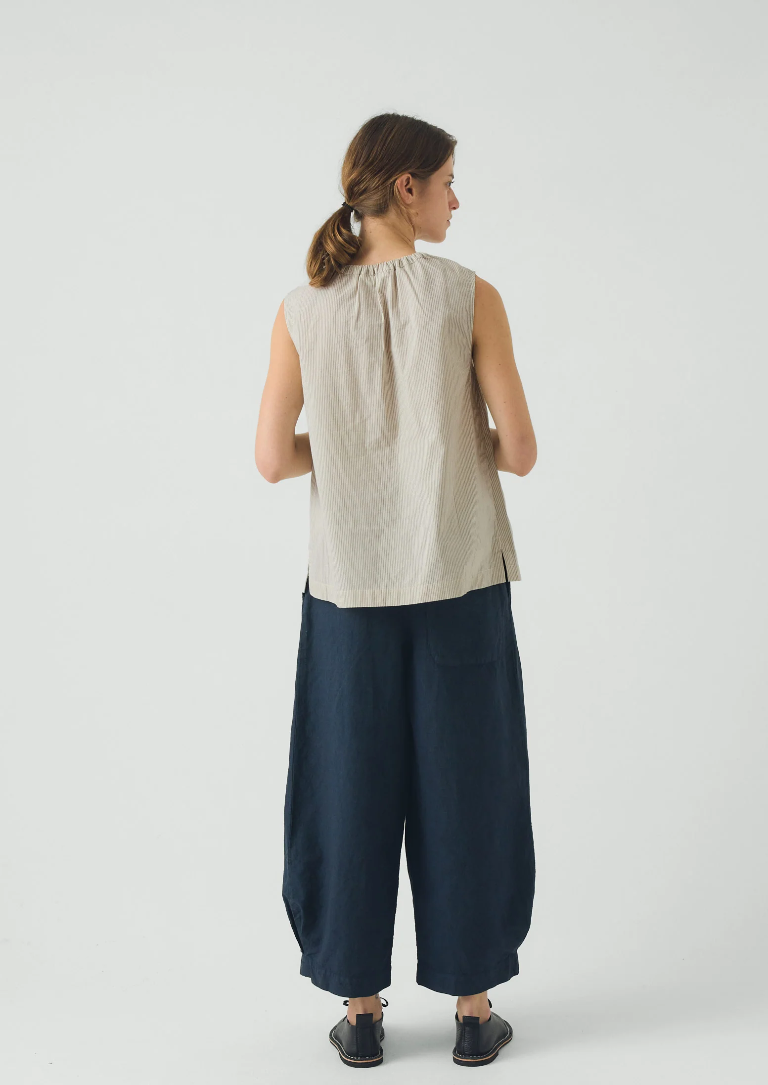 Carys Micro Houndstooth Wide Leg Trousers | Steel Blue - Image 6