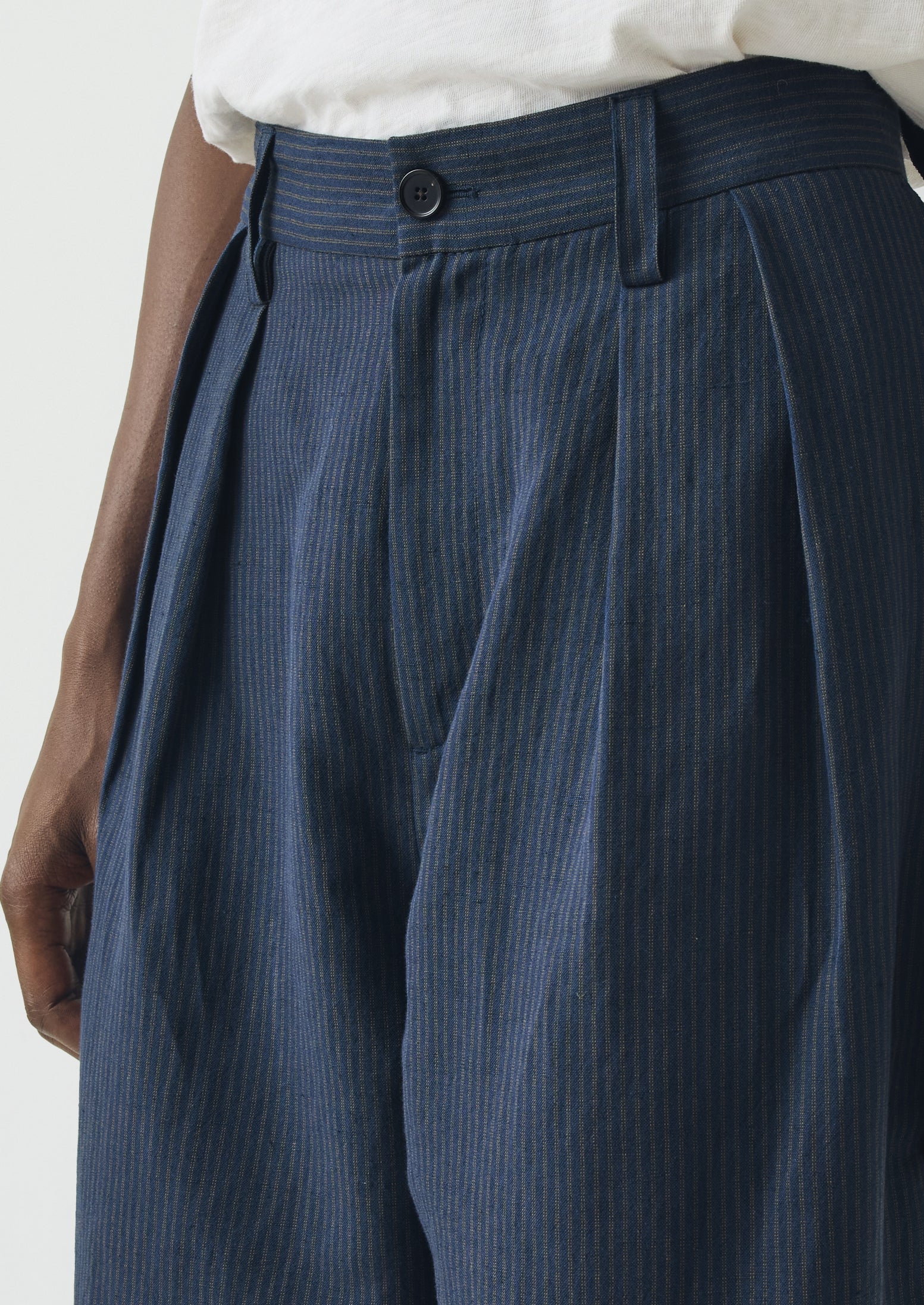 Caspar Stripe Pleat Trousers | Navy/Fawn - Image 3