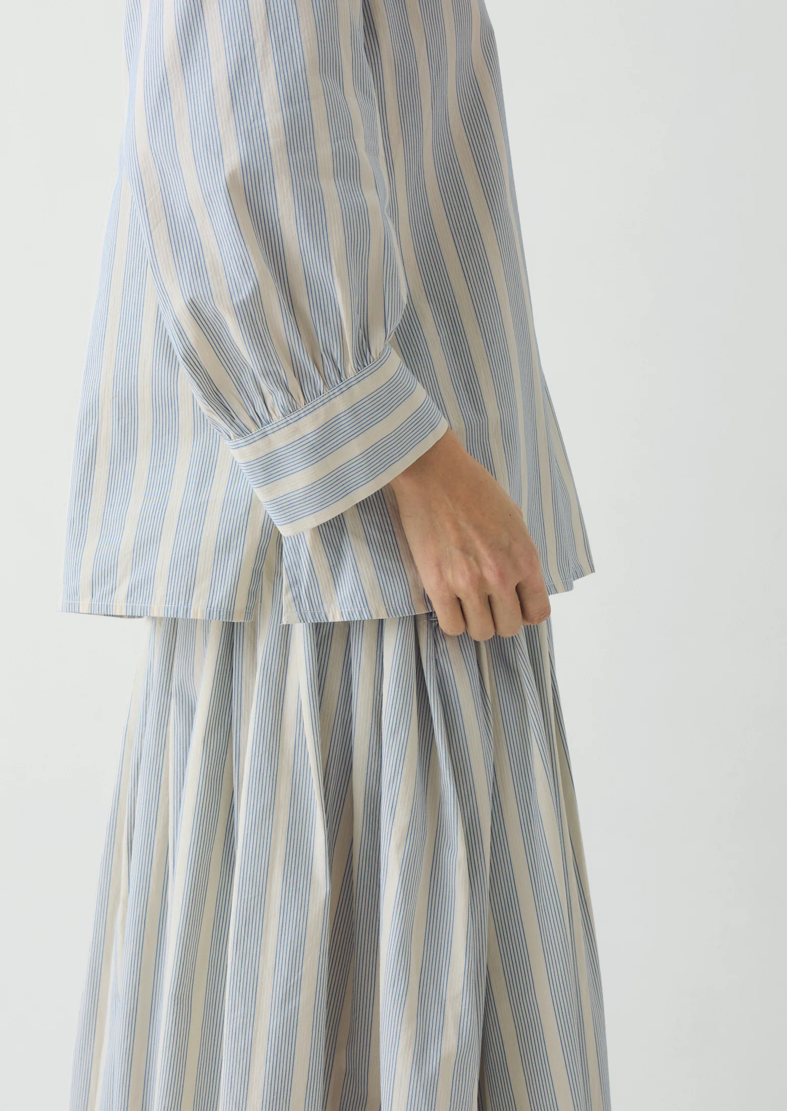 Catrin Cotton Striped Shirt | Ecru/Blue - Image 4