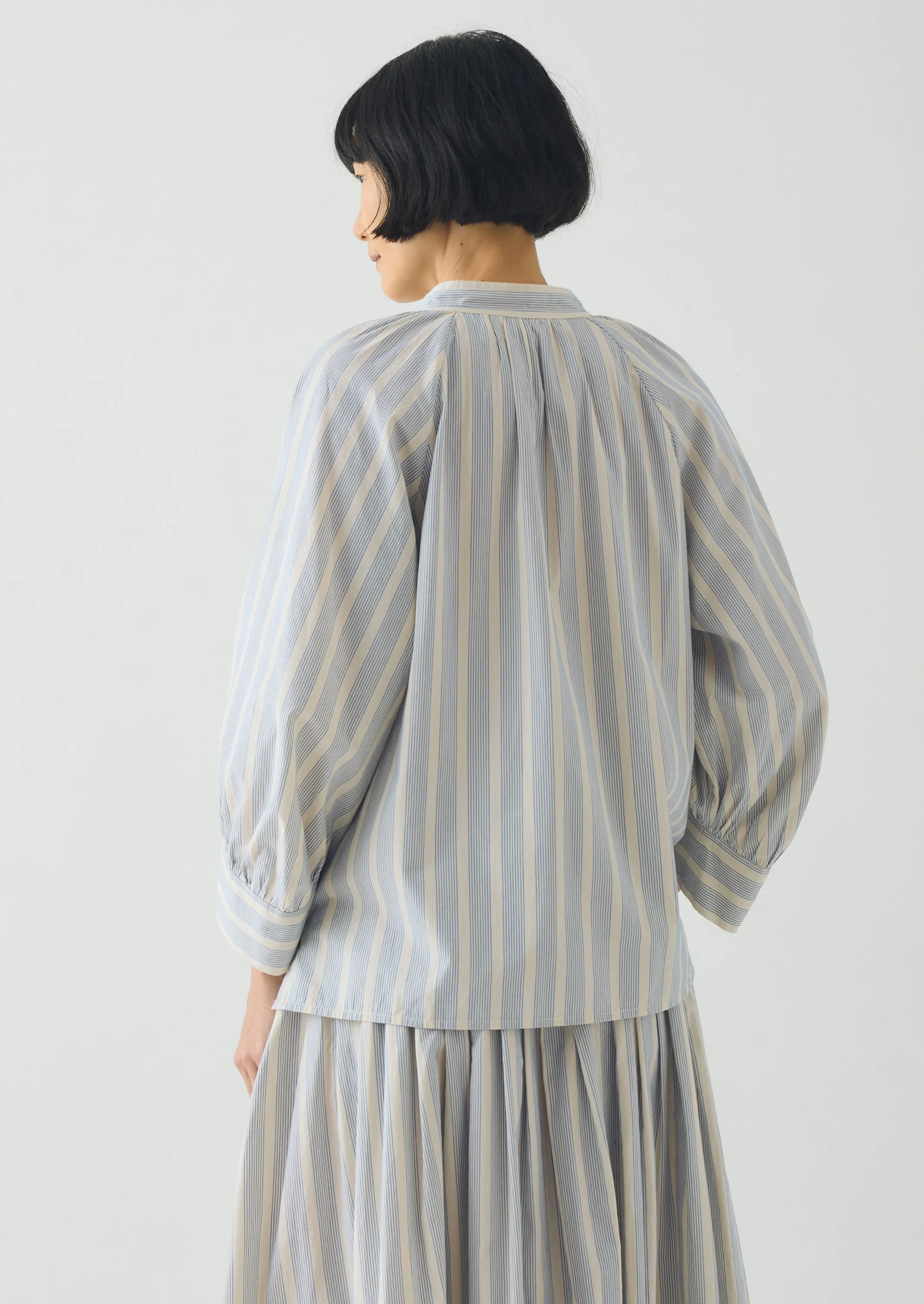 Catrin Cotton Striped Shirt | Ecru/Blue - Image 8