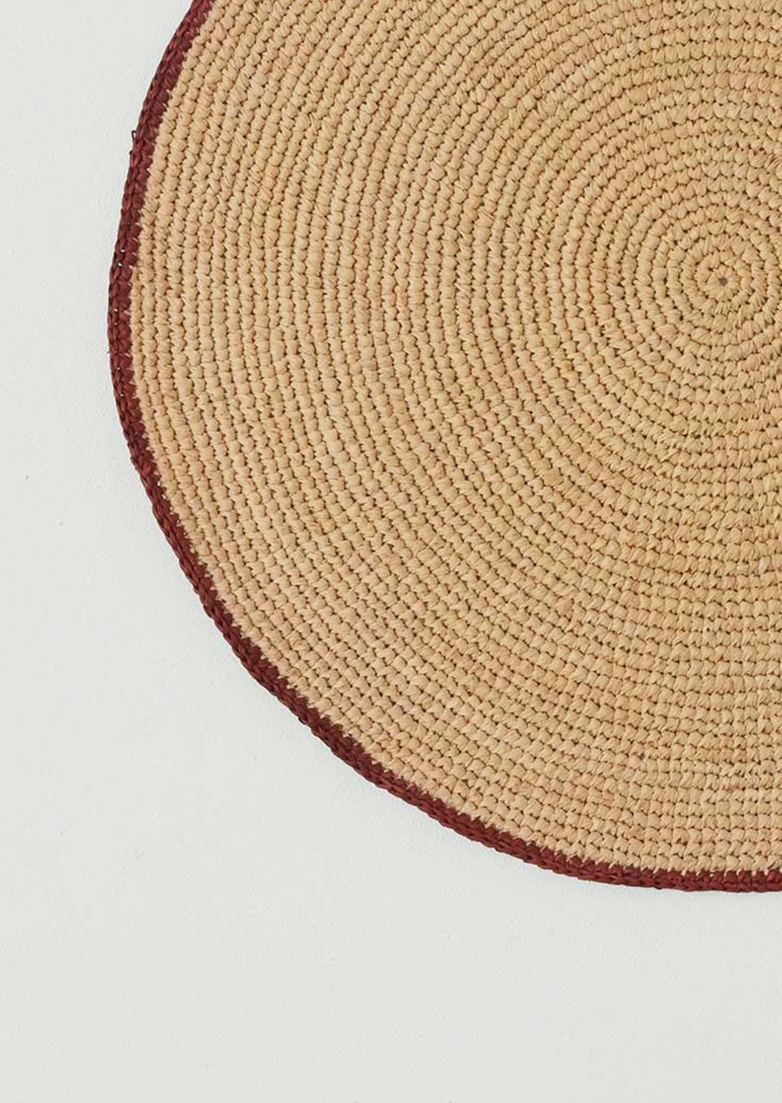 Contrast Edge Raffia Placemat | Natural/Rooibos - Image 2