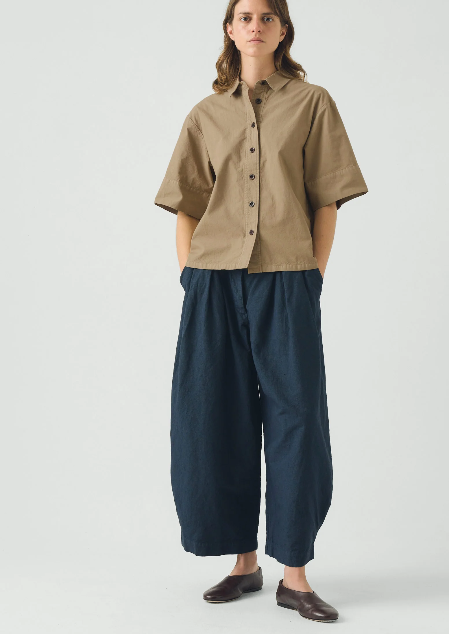 Cotton Linen Poplin Shirt | Ash Brown - Image 3