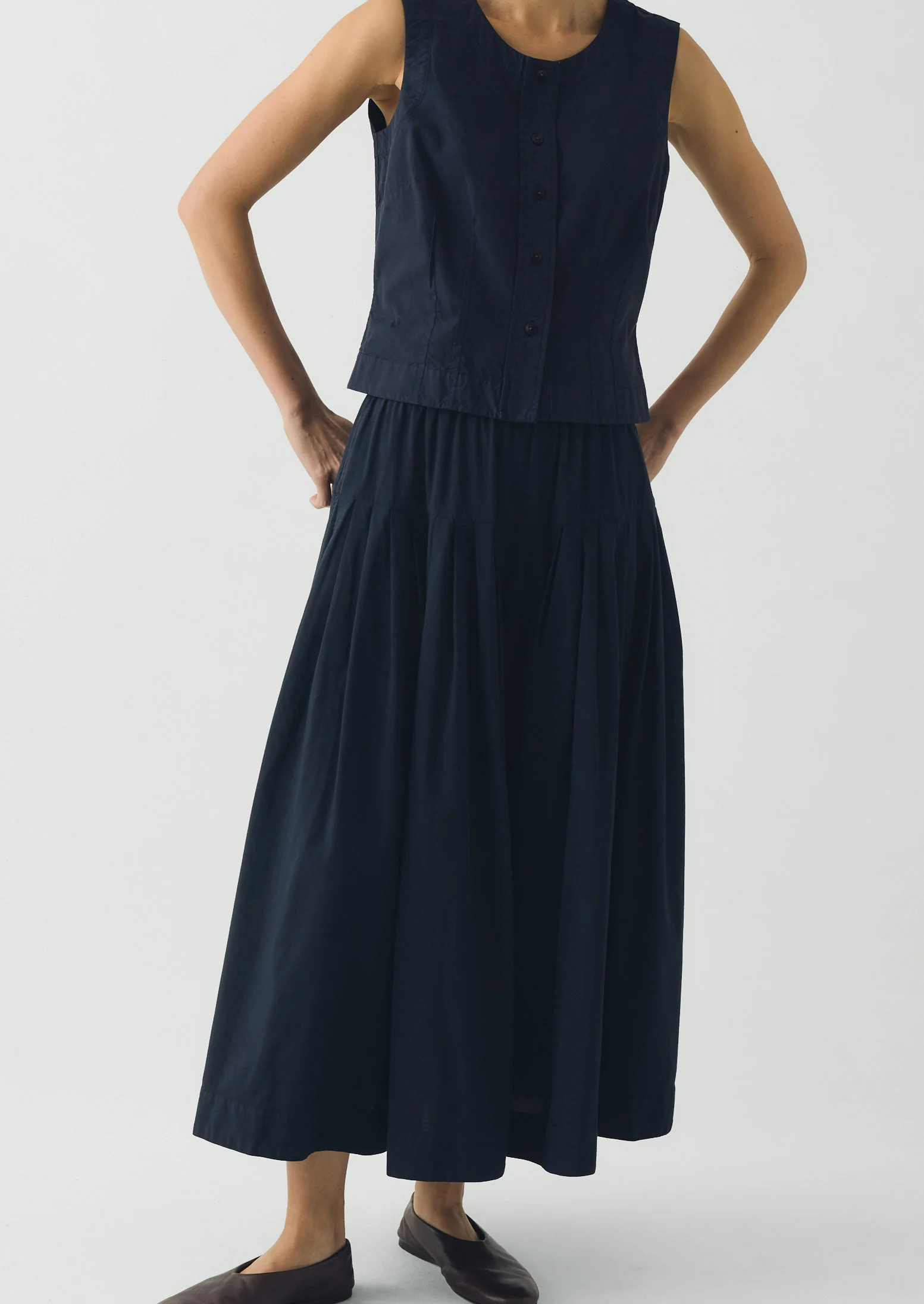 Cotton Linen Poplin Sleeveless Top | Raven Blue - Image 5