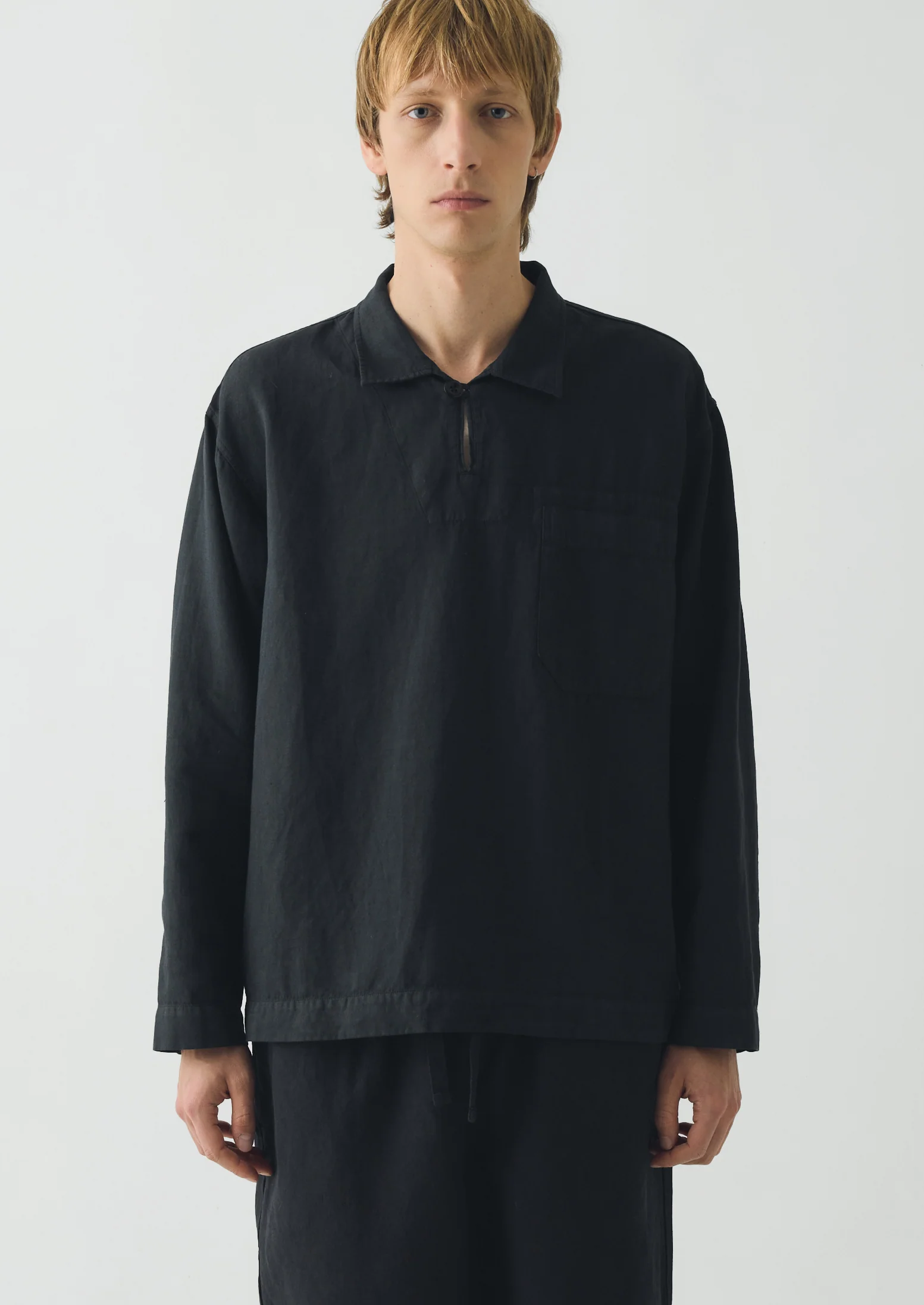 Cotton Linen Pull Over Shirt | Washed Black - Image 2
