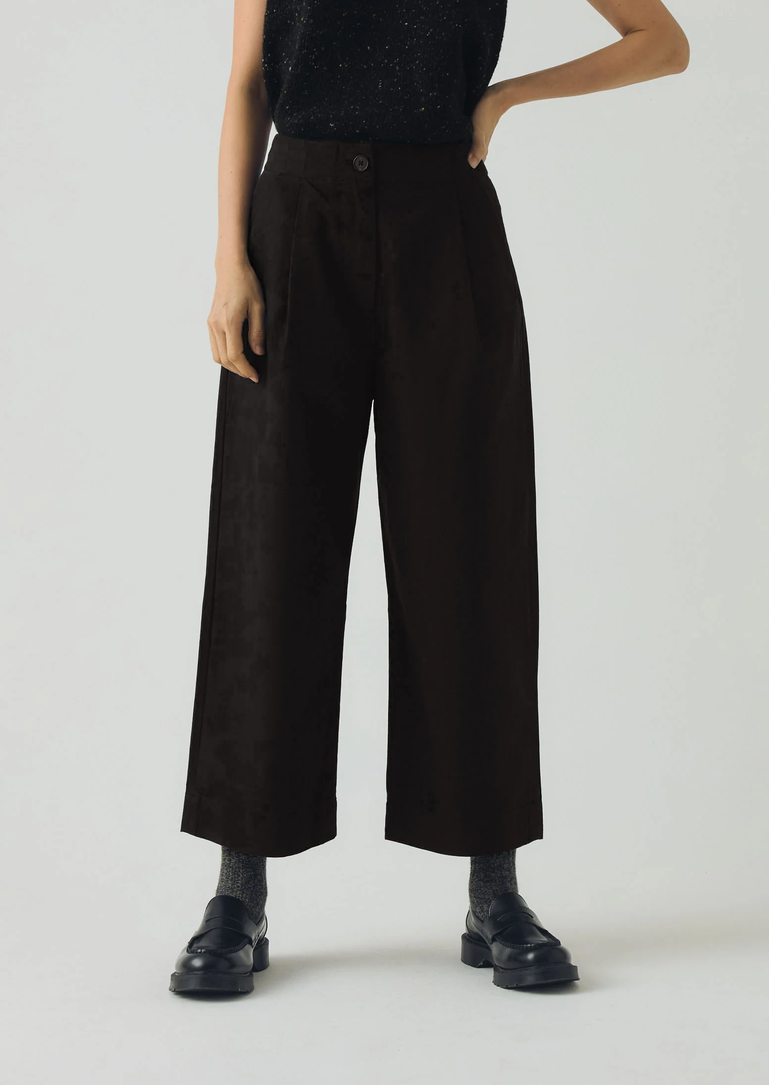 Cotton Wool Herringbone Pleat Front Trousers | Black - Image 5