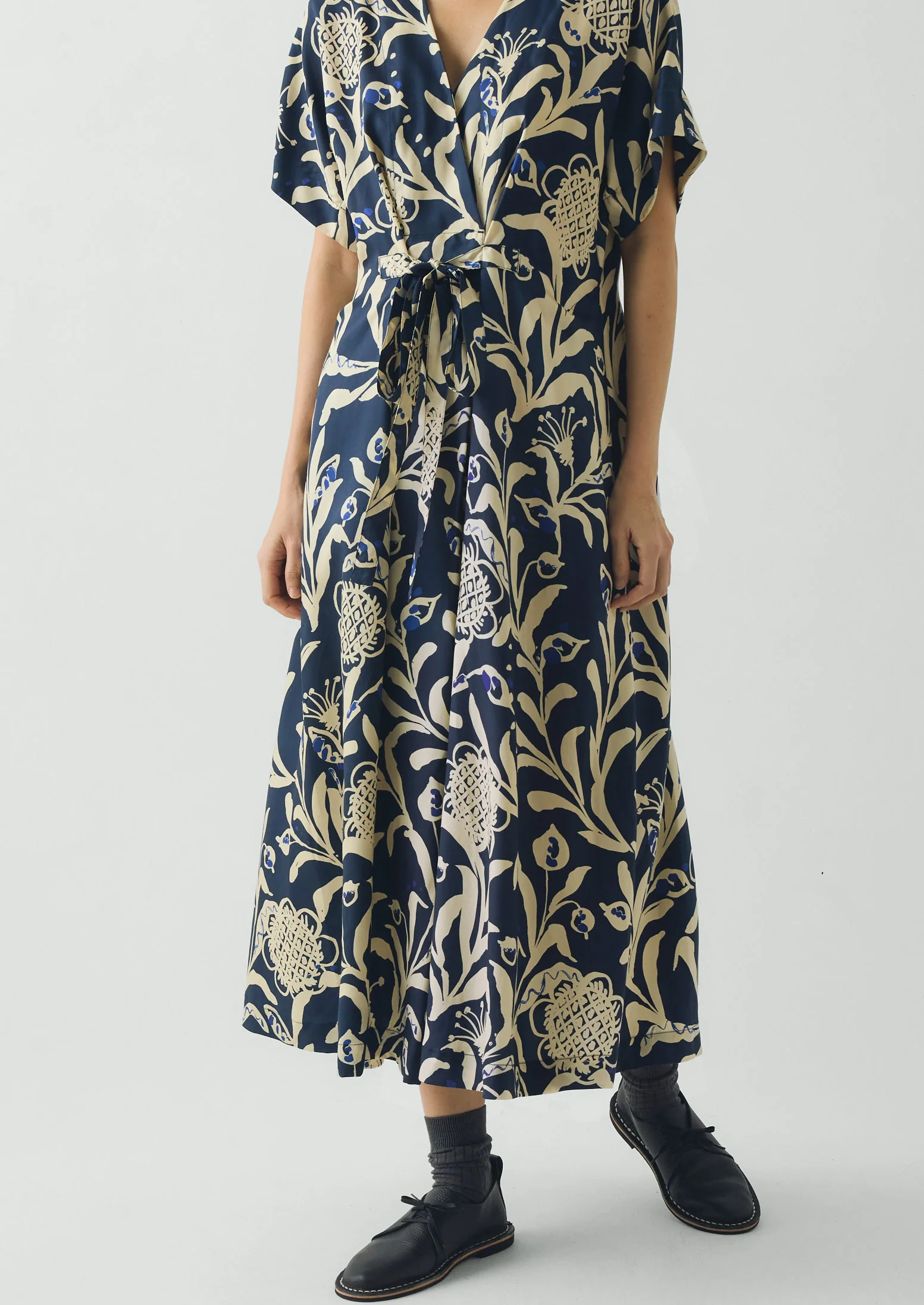 Crockery Print Dress | Smalt - Image 4
