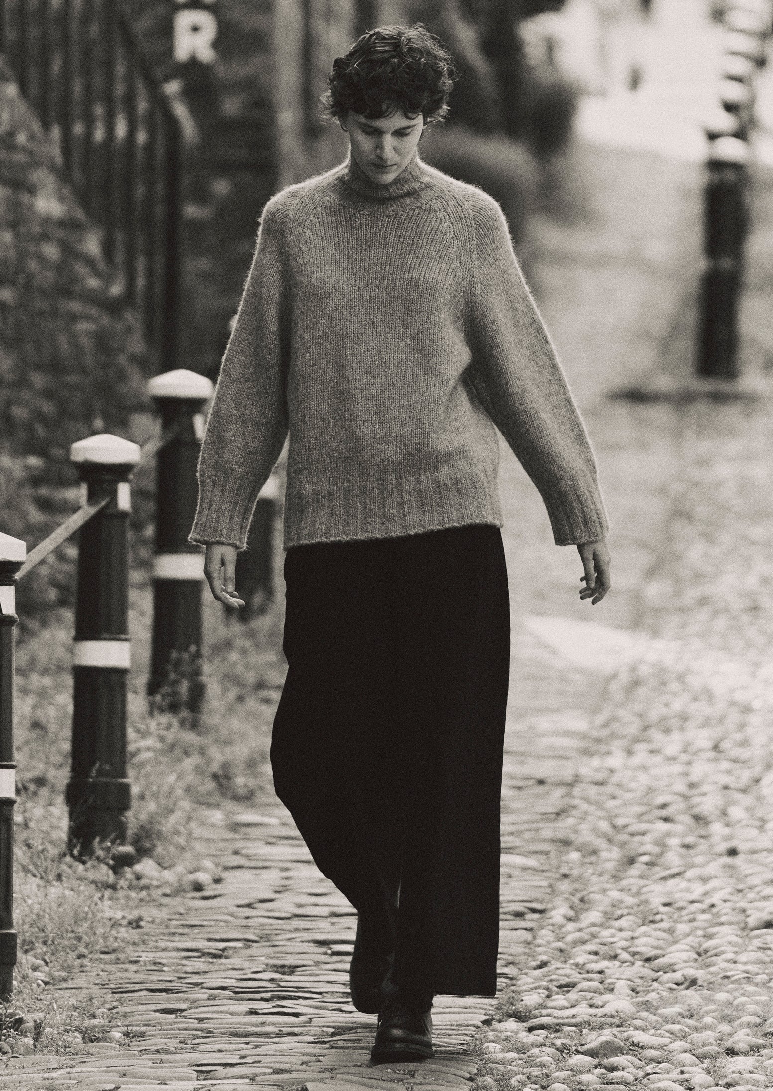 Denim Pleat Front Trousers | Carbon Black - Image 3