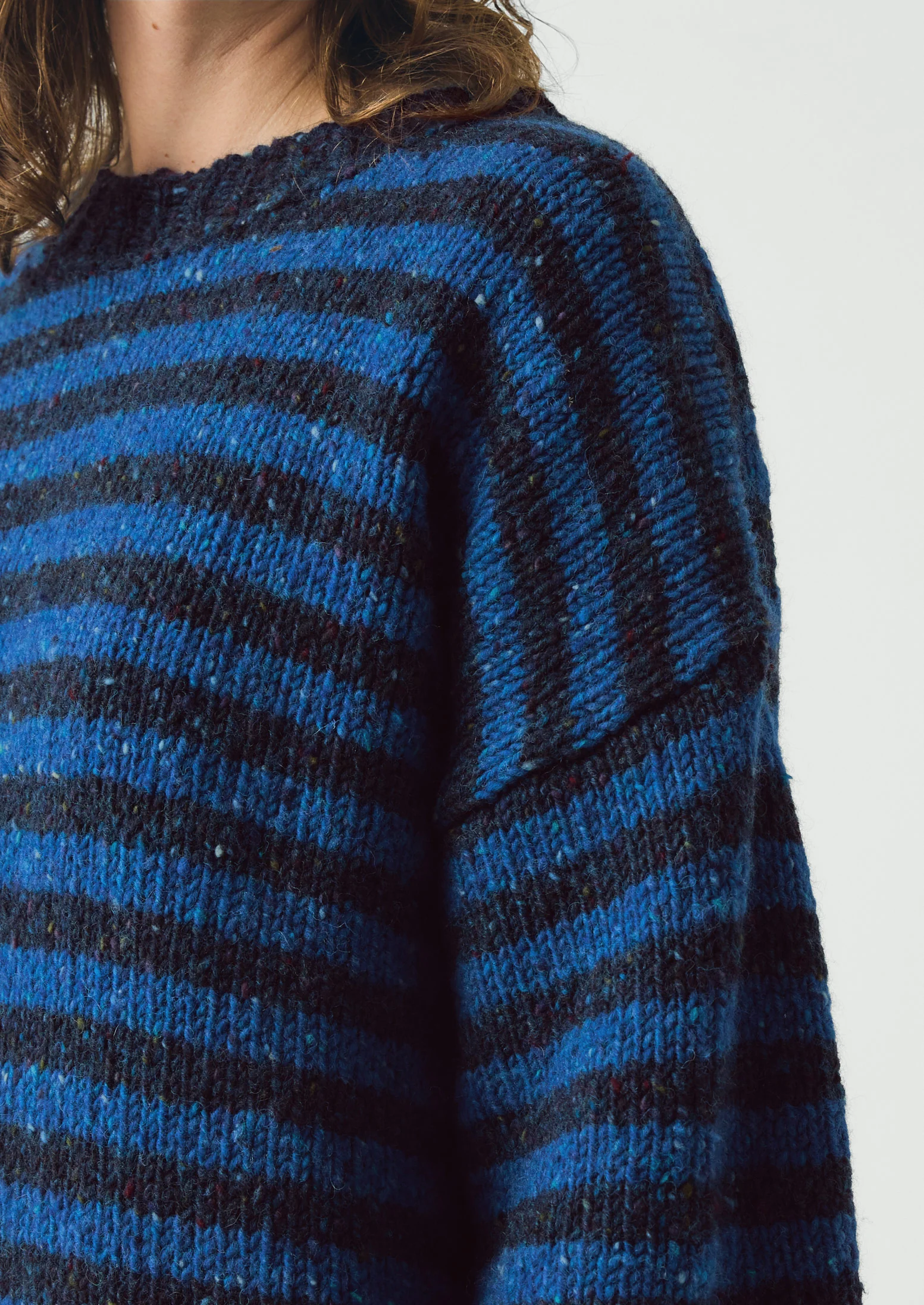 Stripe Donegal Short Sleeve Sweater | Midnight/Neptune Blue - Image 4