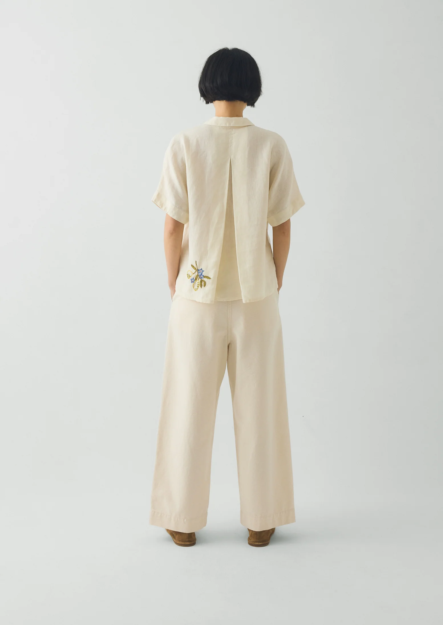 Embroidered Al Fresco Linen Shirt | Lemon Posset - Image 6