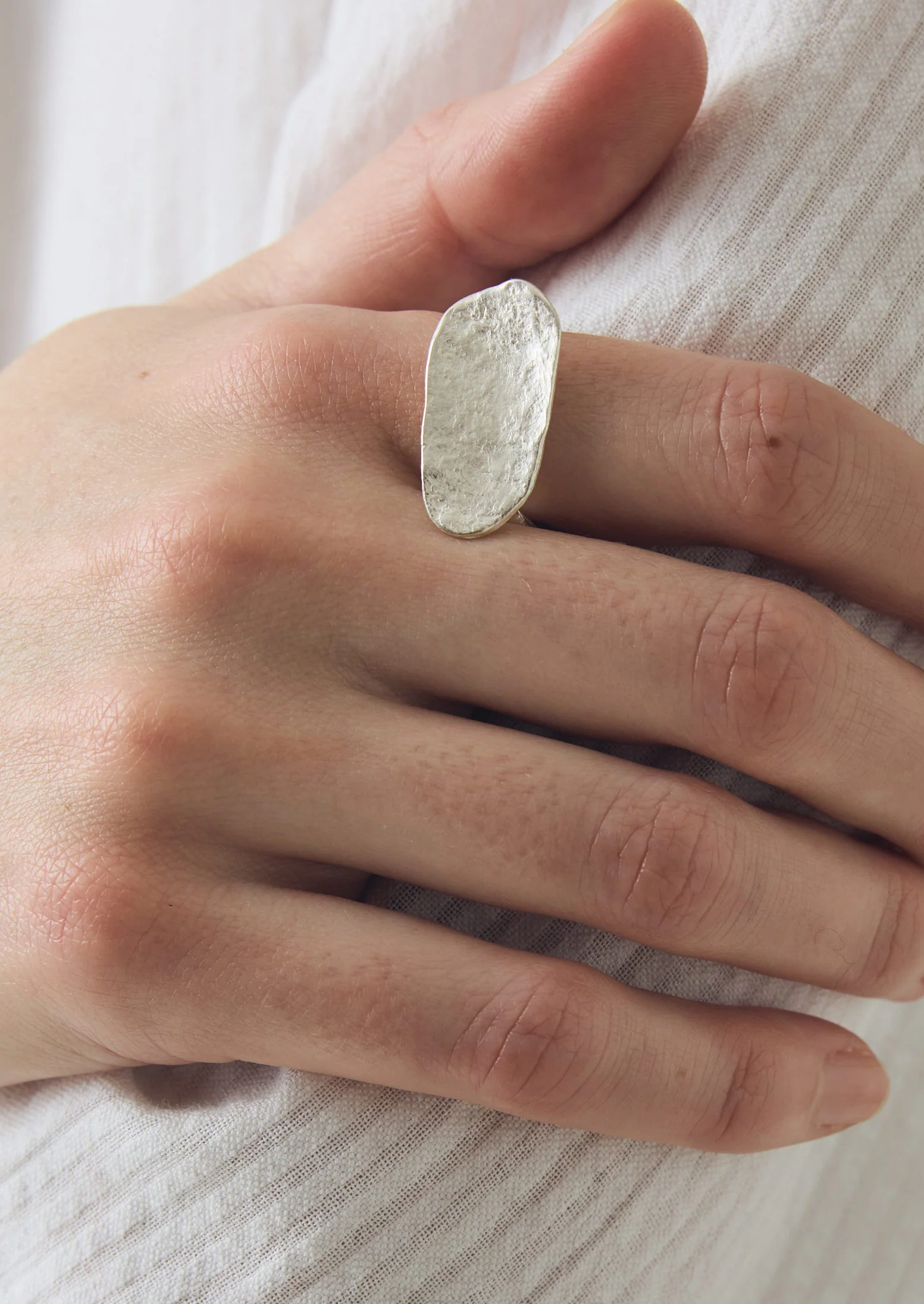 Emily Nixon Quoit Silver Ring | Silver - Image 5