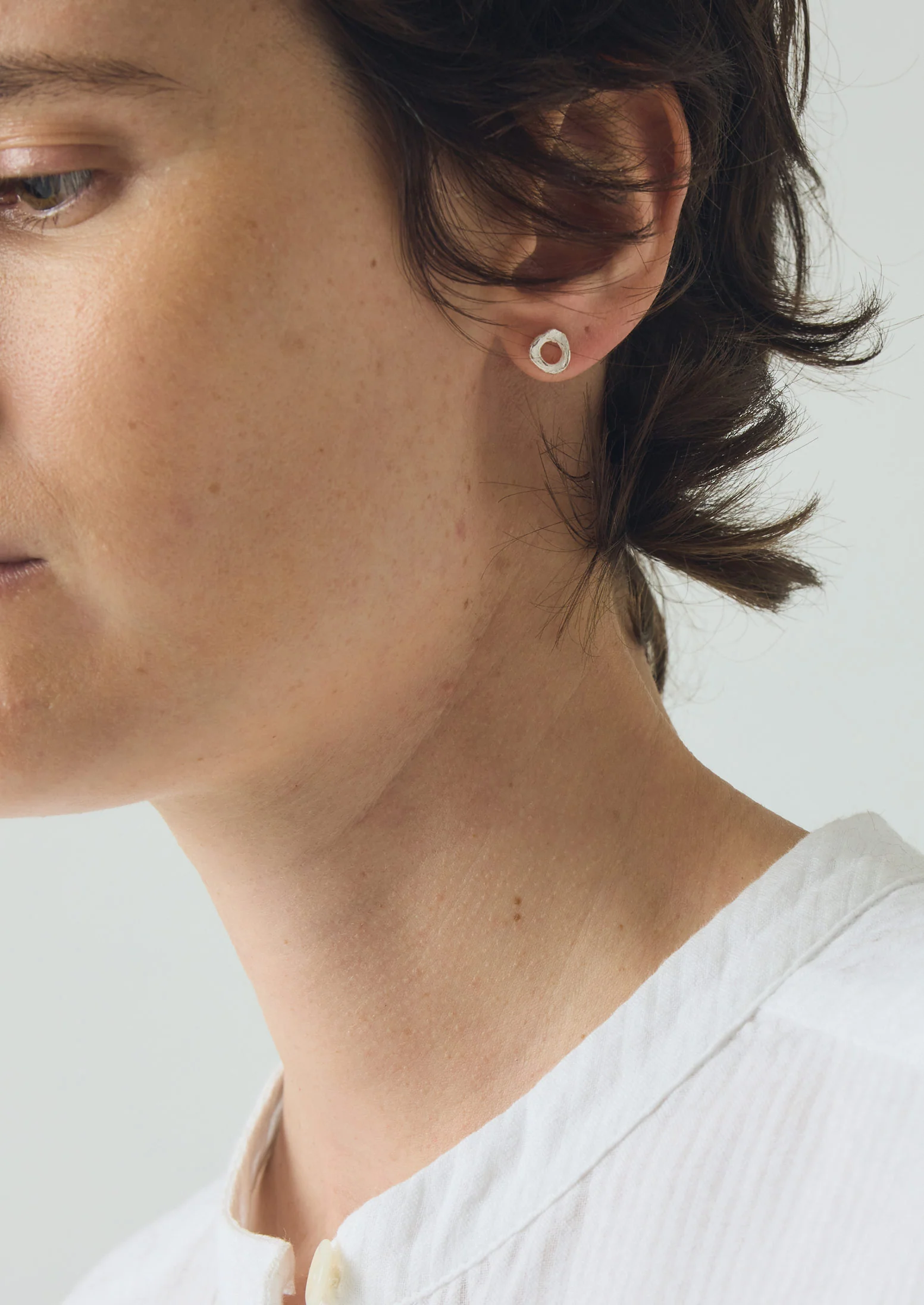 Emily Nixon Tolvan Silver Studs | Silver - Image 3