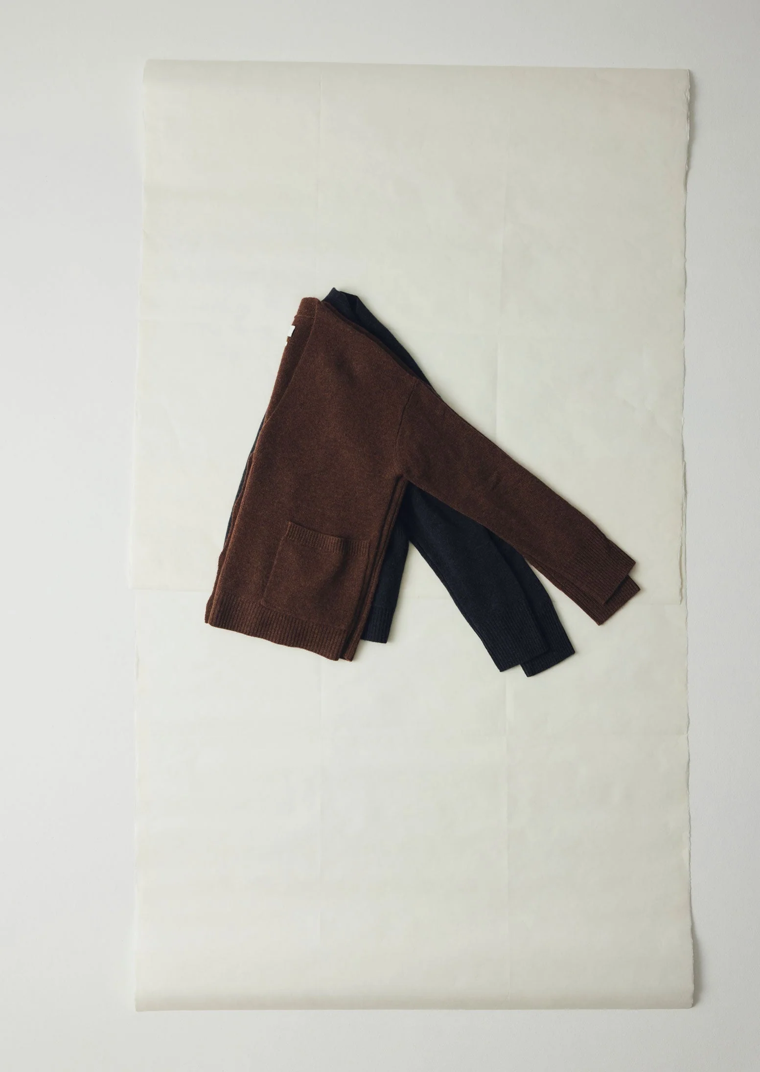 Ffion Wool Cashmere Boxy Cardigan | Charcoal - Image 5