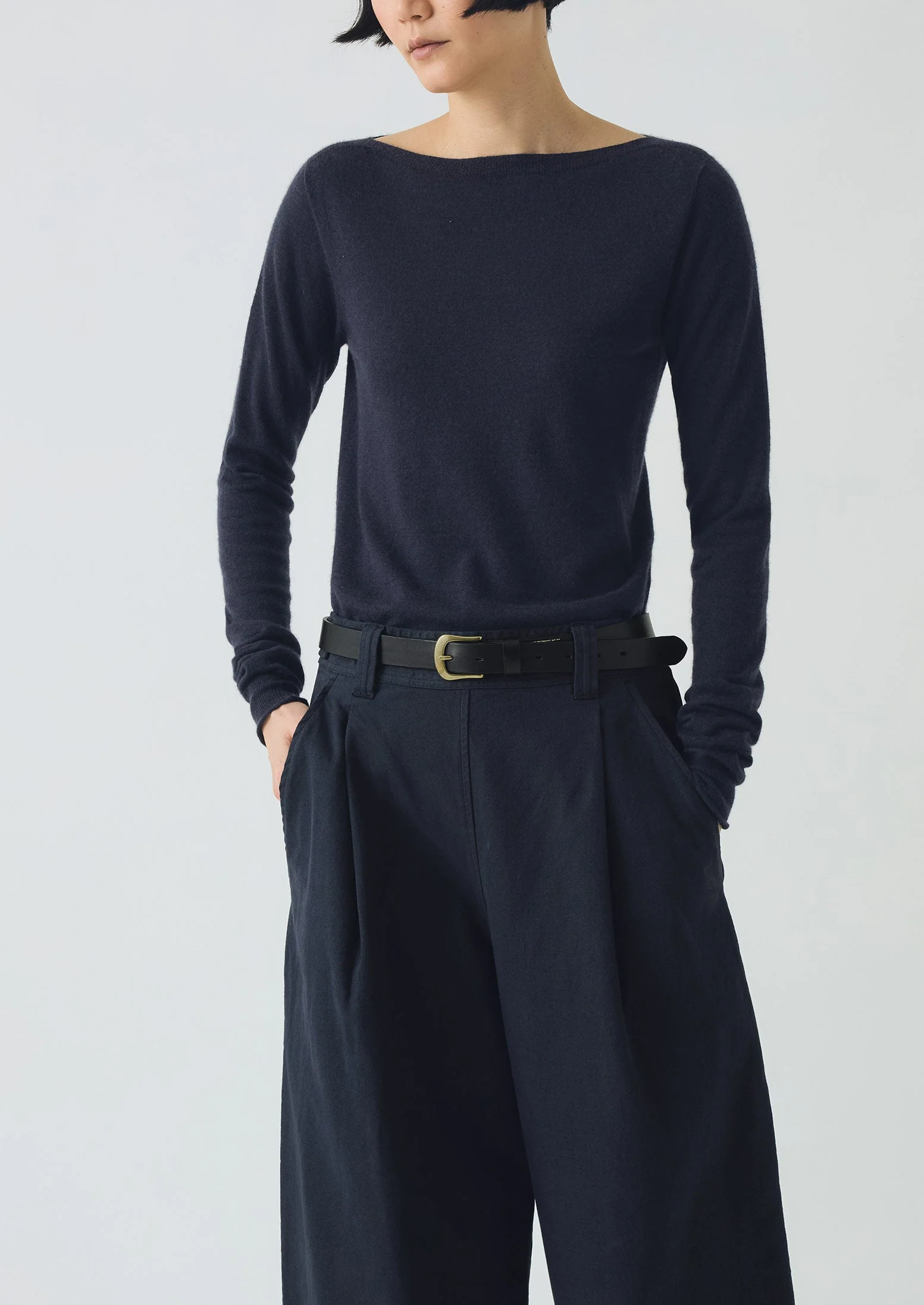 Fine Wool Cashmere Sweater | Dark Navy - Image 2