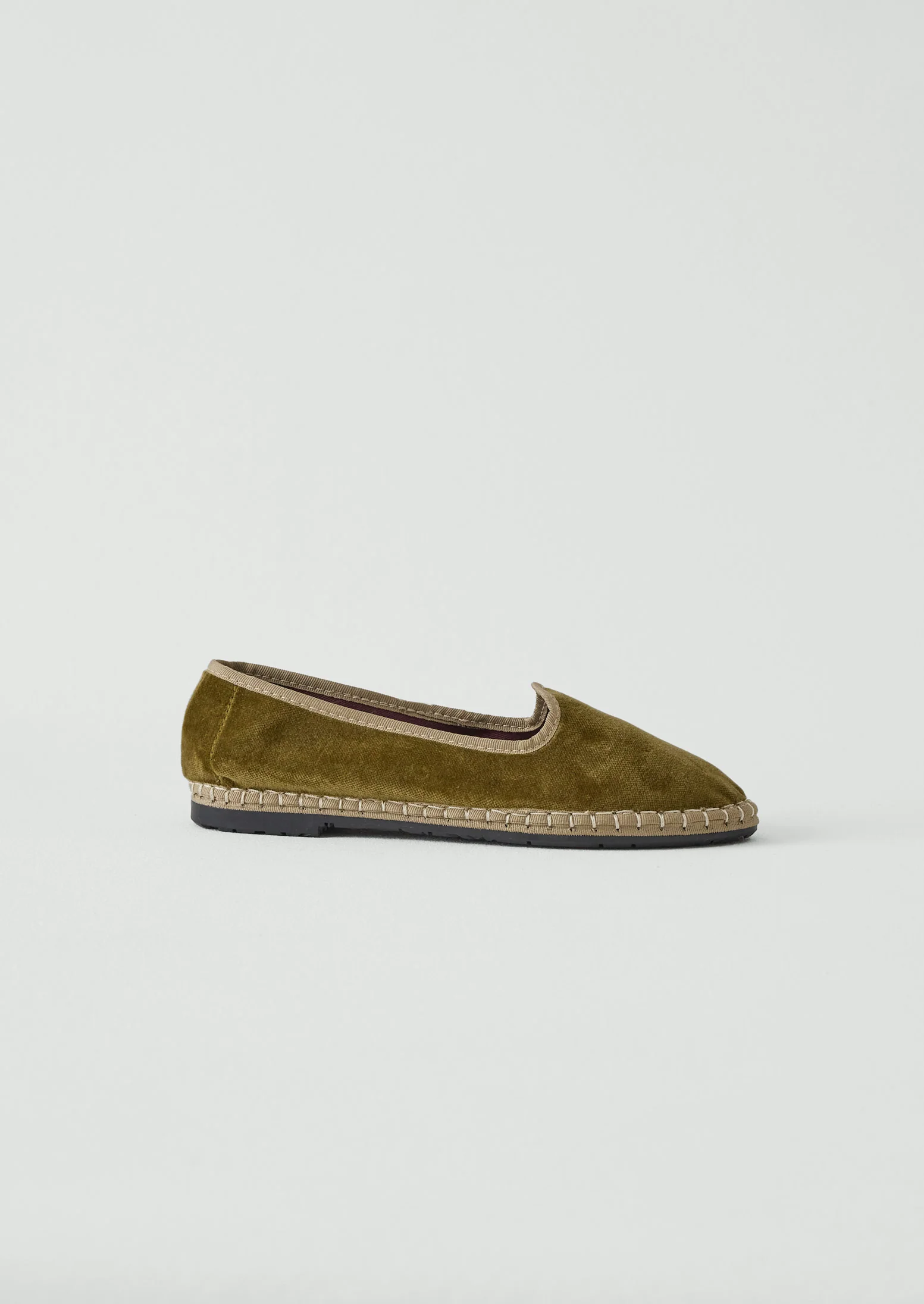 Flabelus Velvet Slippers | Olive - Image 2