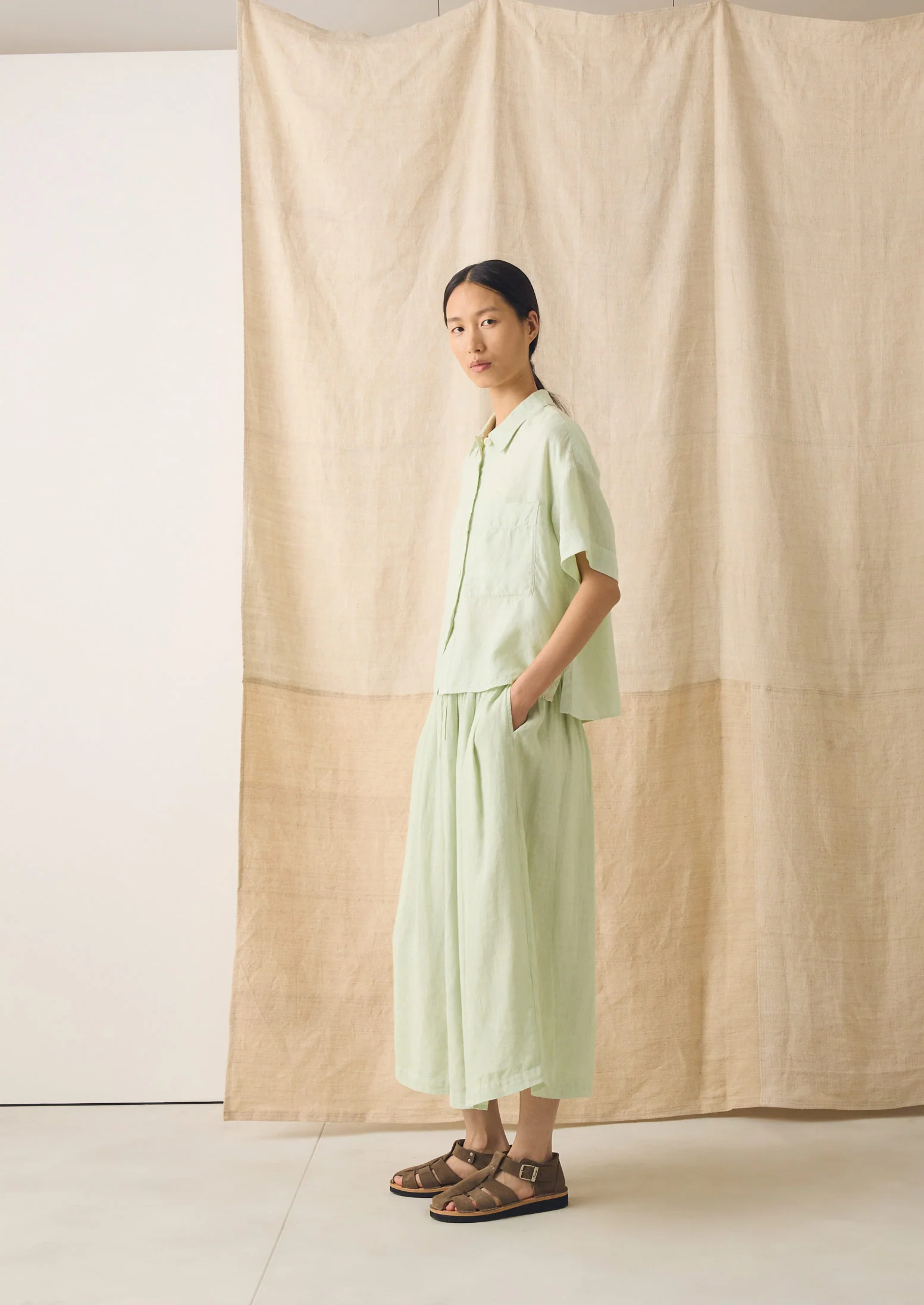 Garment Dyed Lightweight Linen Shirt | Mint Tea - Image 4