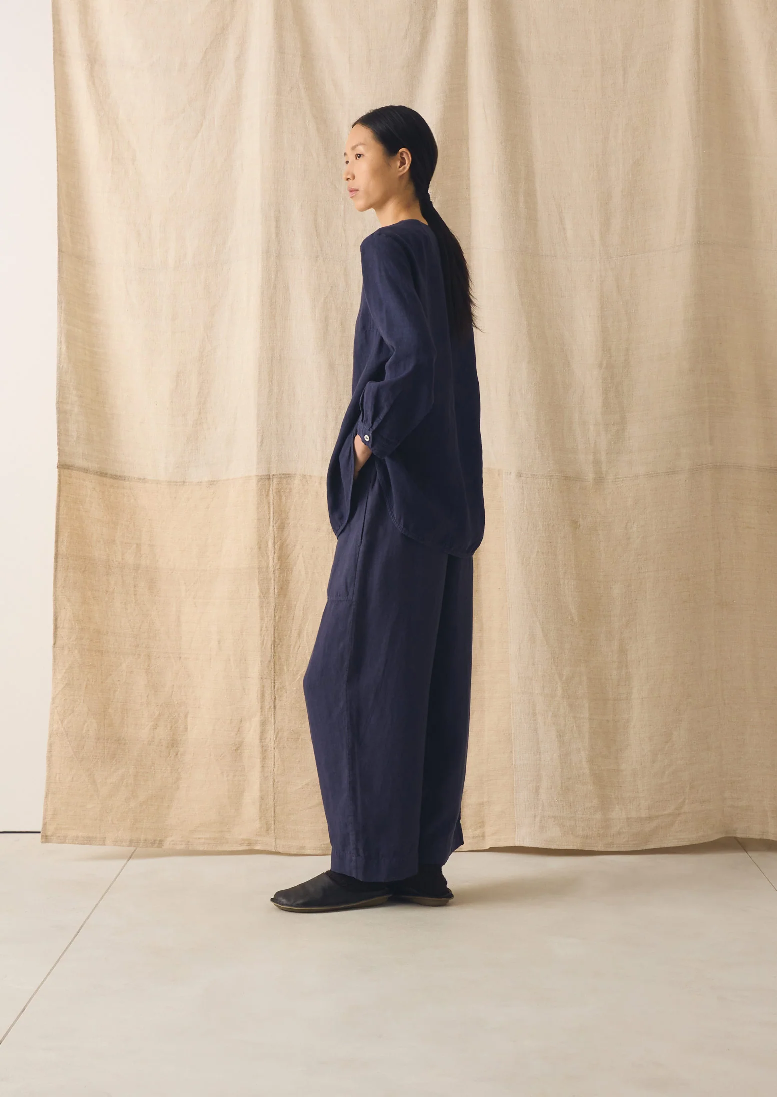 Garment Dyed Linen Chef Shirt | Blueberry - Image 5