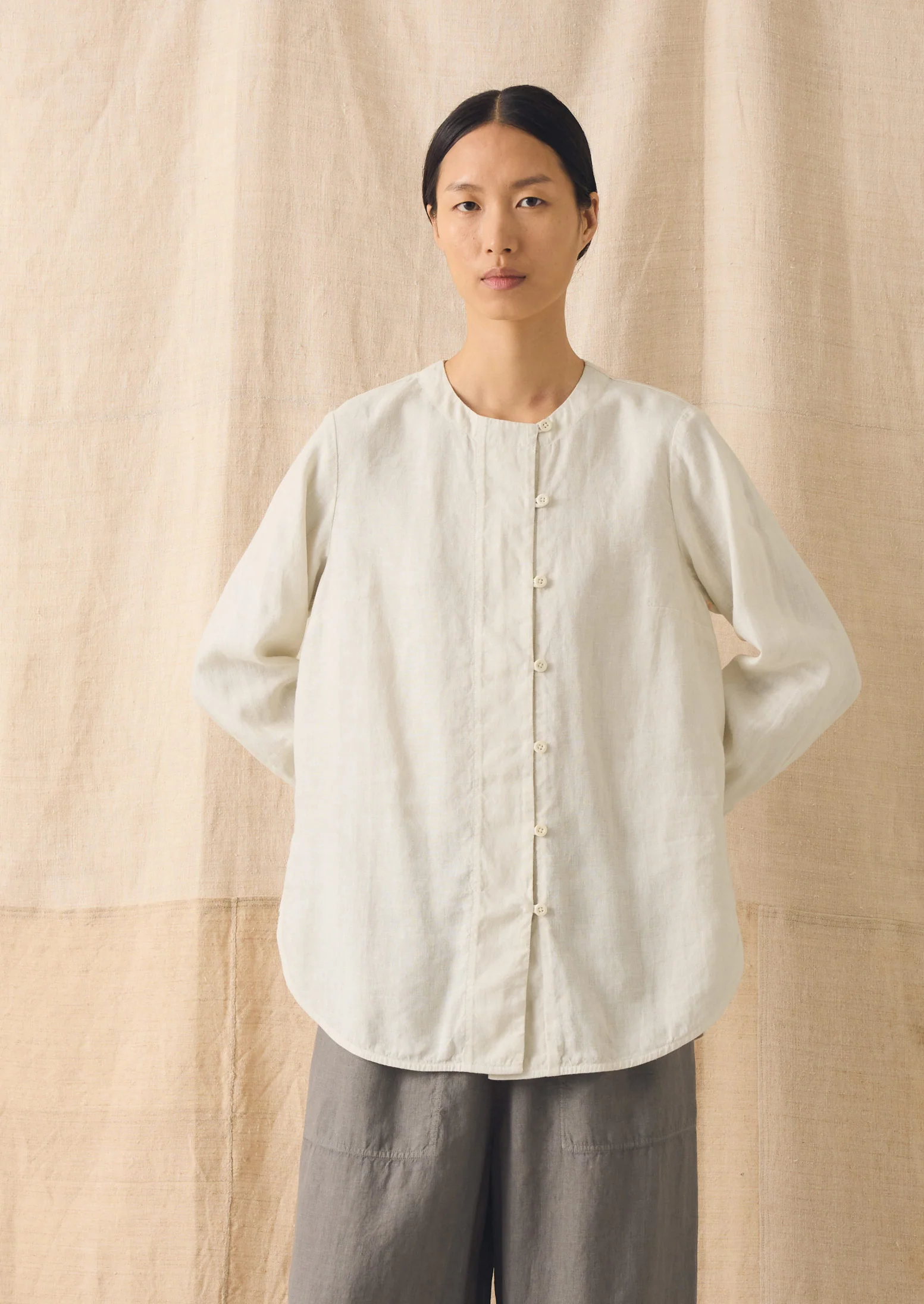 Garment Dyed Linen Chef Shirt | Oat - Image 3