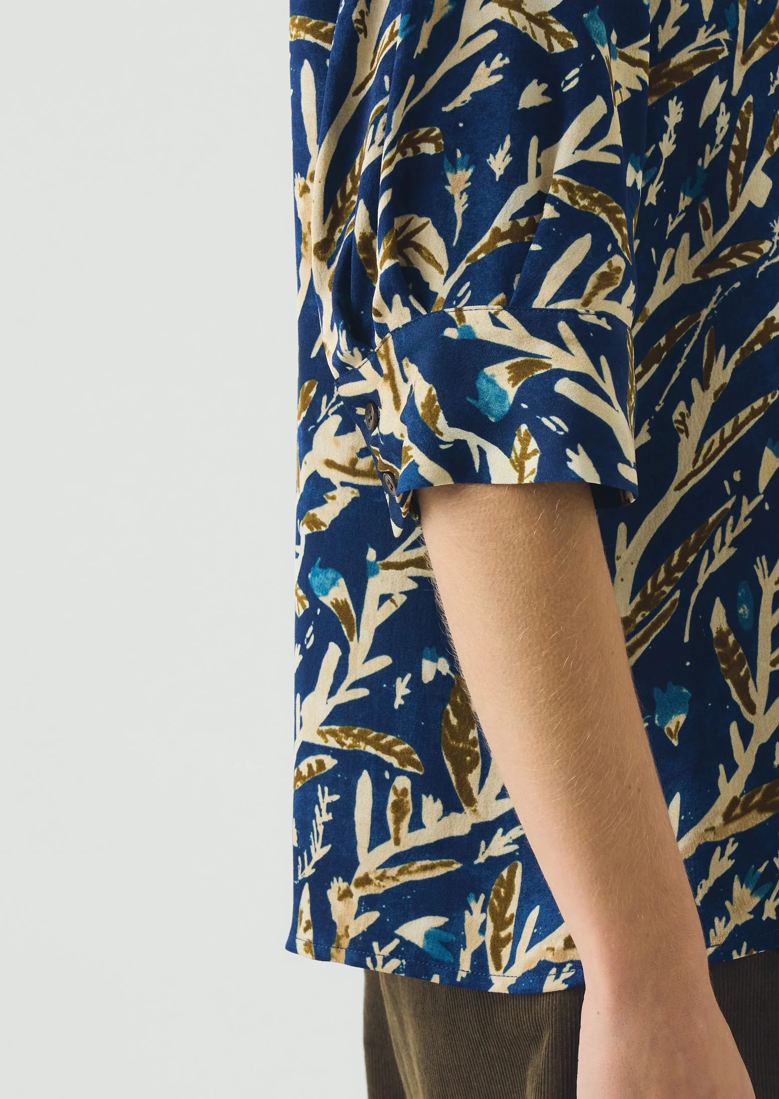 Gia Herb Print Shirt | Brilliant Blue - Image 6