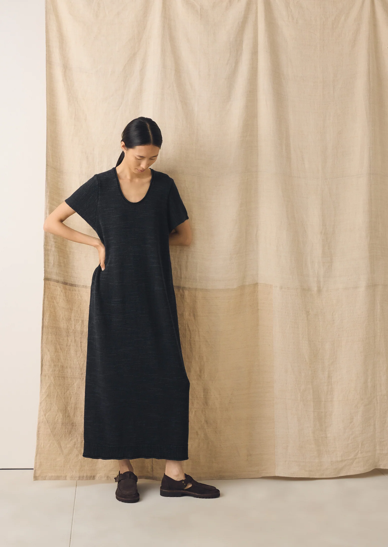 Knitted Linen Cotton T Shirt Dress | Dark Navy - Image 2
