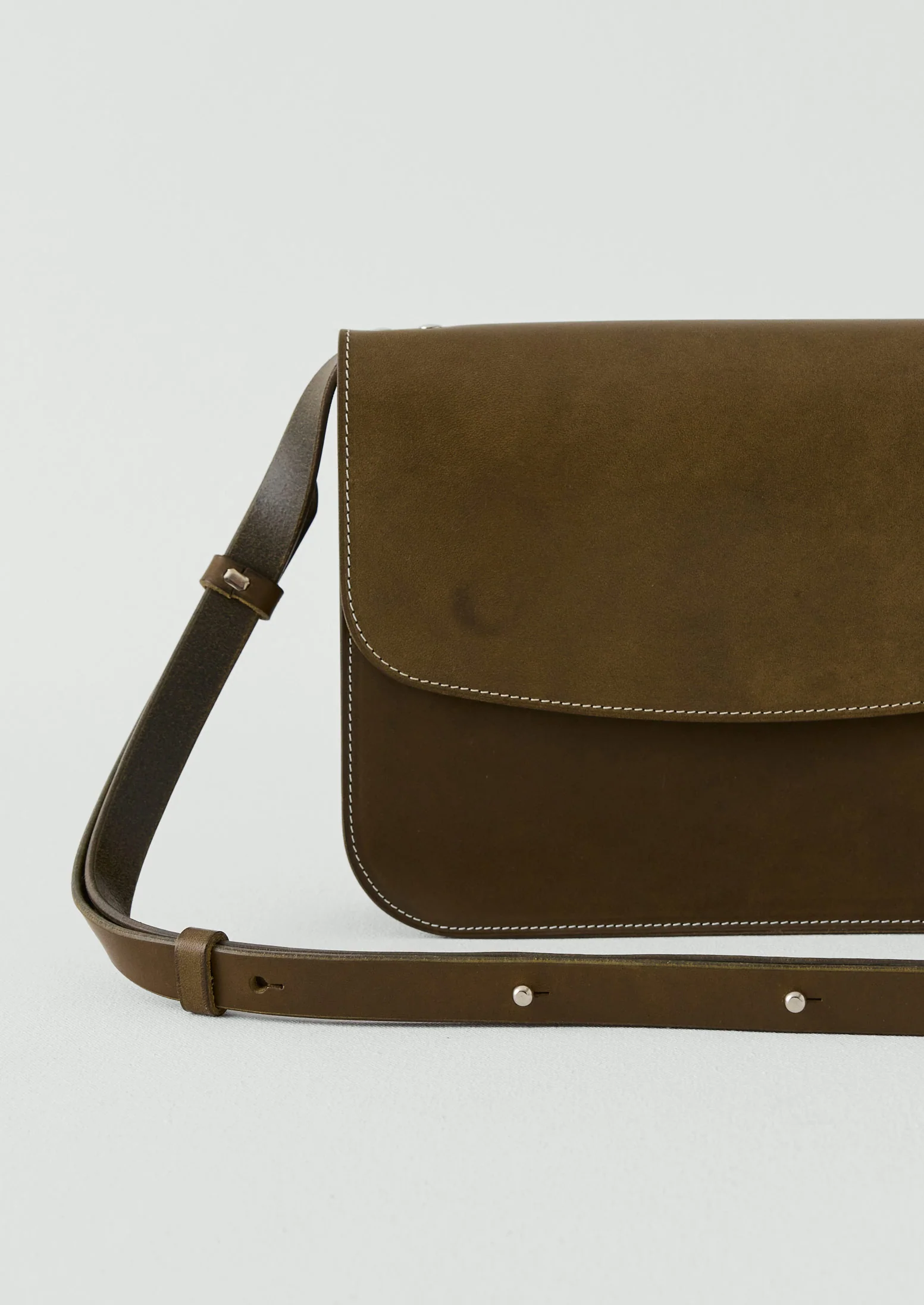 Laperruque Leather Cross Body Bag | Olive - Image 3