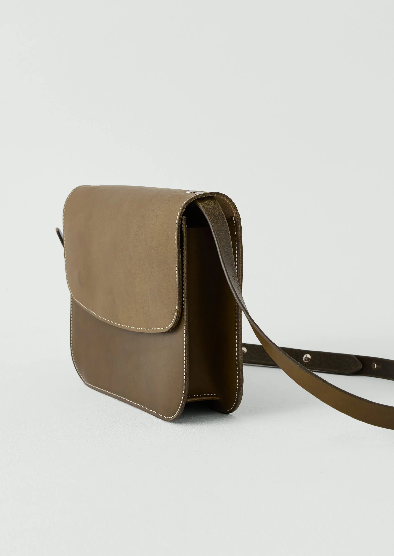 Laperruque Leather Cross Body Bag | Olive - Image 5