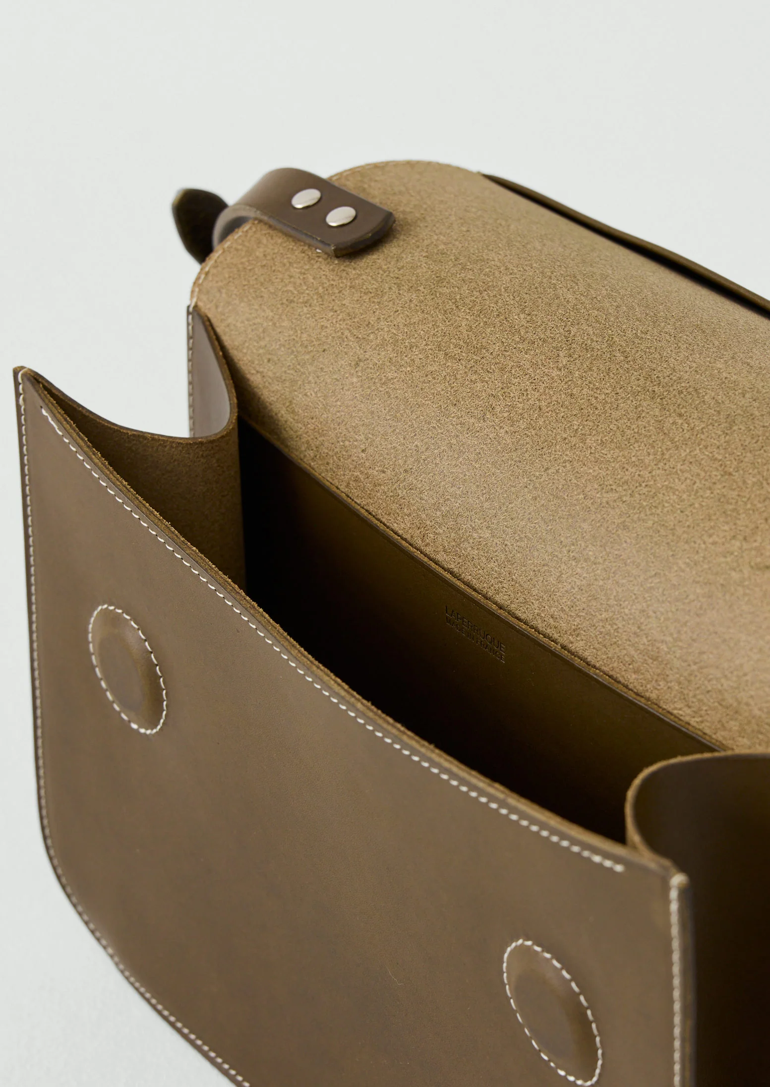 Laperruque Leather Cross Body Bag | Olive - Image 6