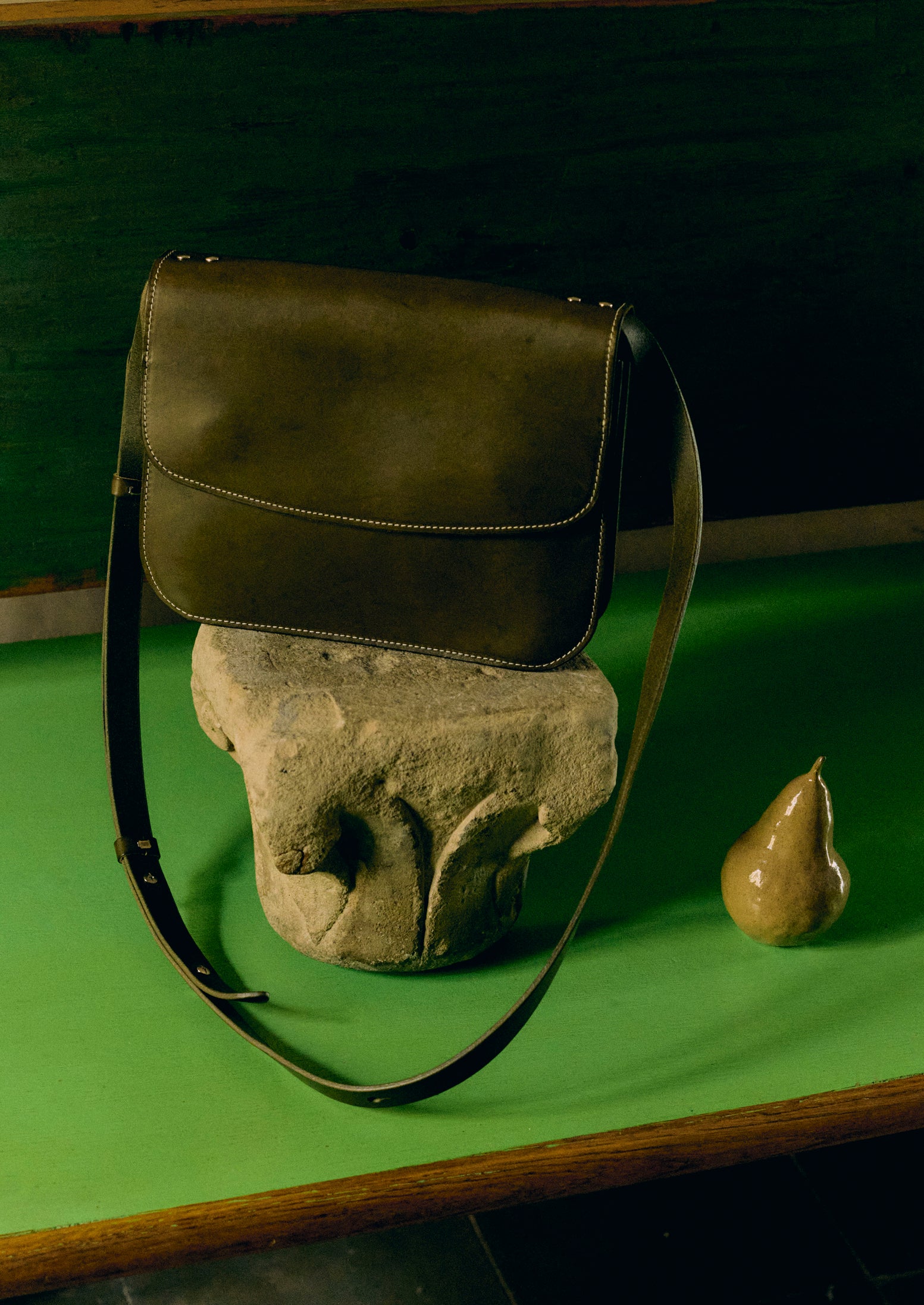 Laperruque Leather Cross Body Bag | Olive - Image 8