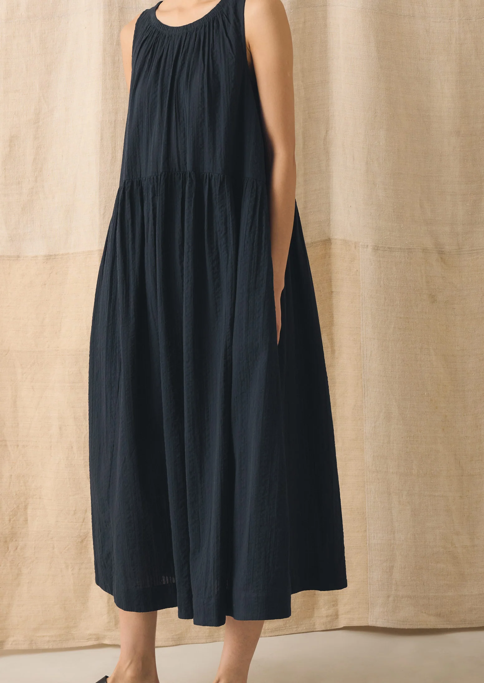 Lightweight Cotton Seersucker Dress | Navy - Image 3