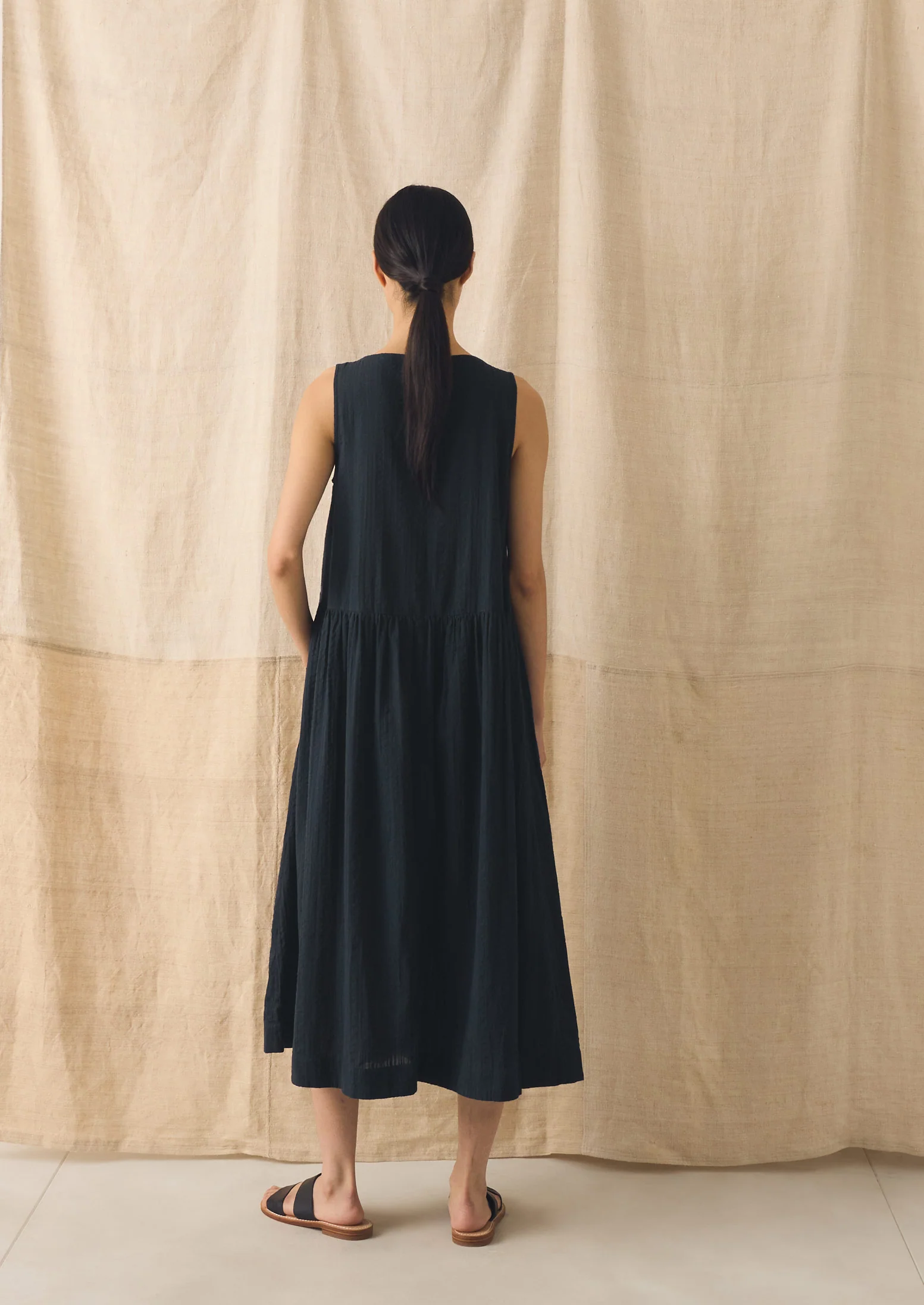 Lightweight Cotton Seersucker Dress | Navy - Image 4