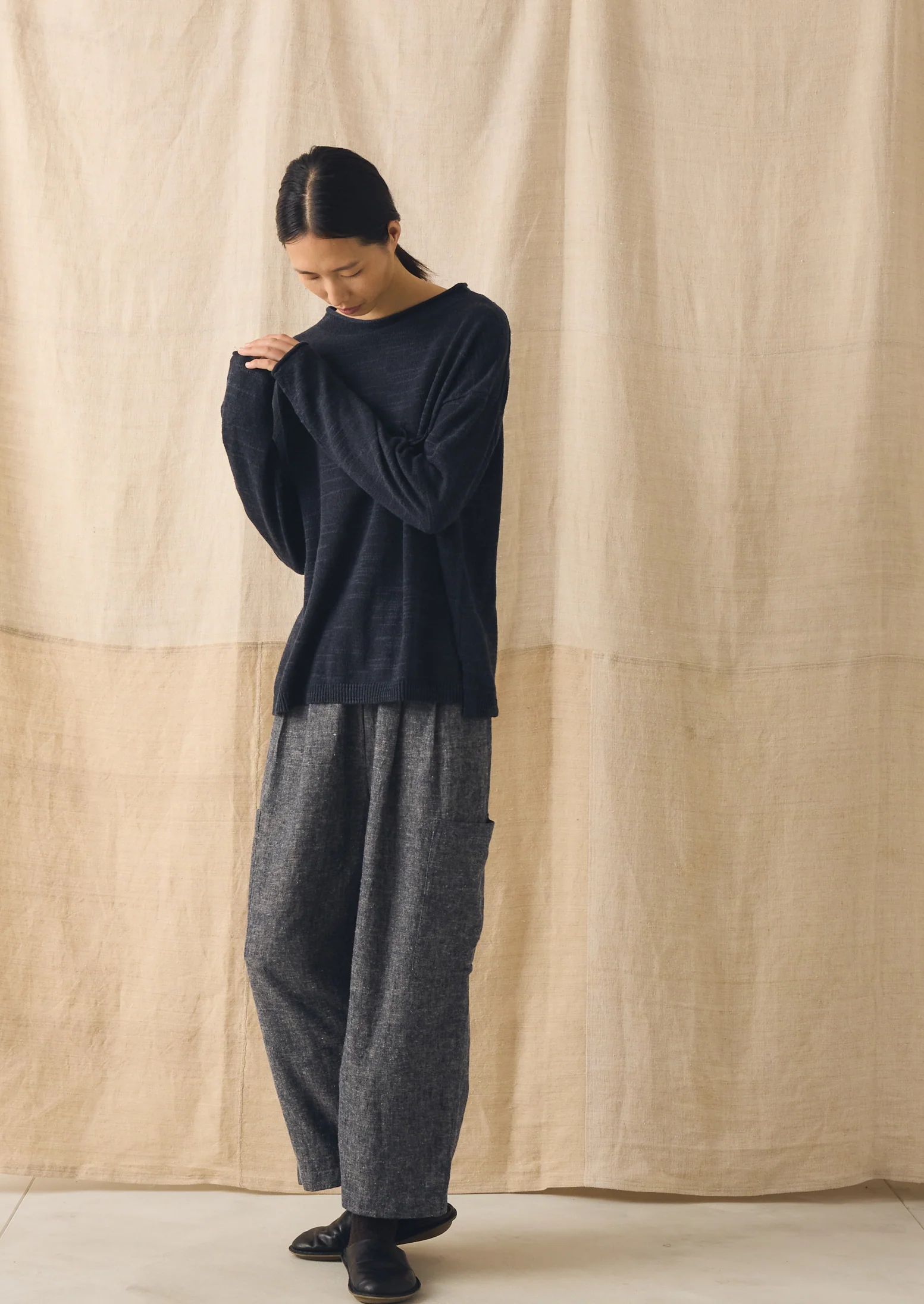 Linen Cotton Patch Pocket Trousers | Navy/Ecru - Image 2