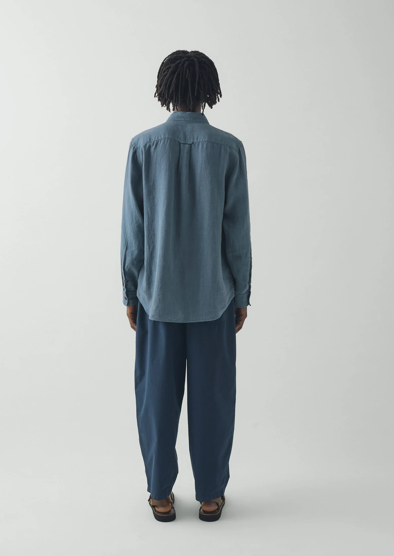 Loop Button Linen Shirt | Misty Blue - Image 5