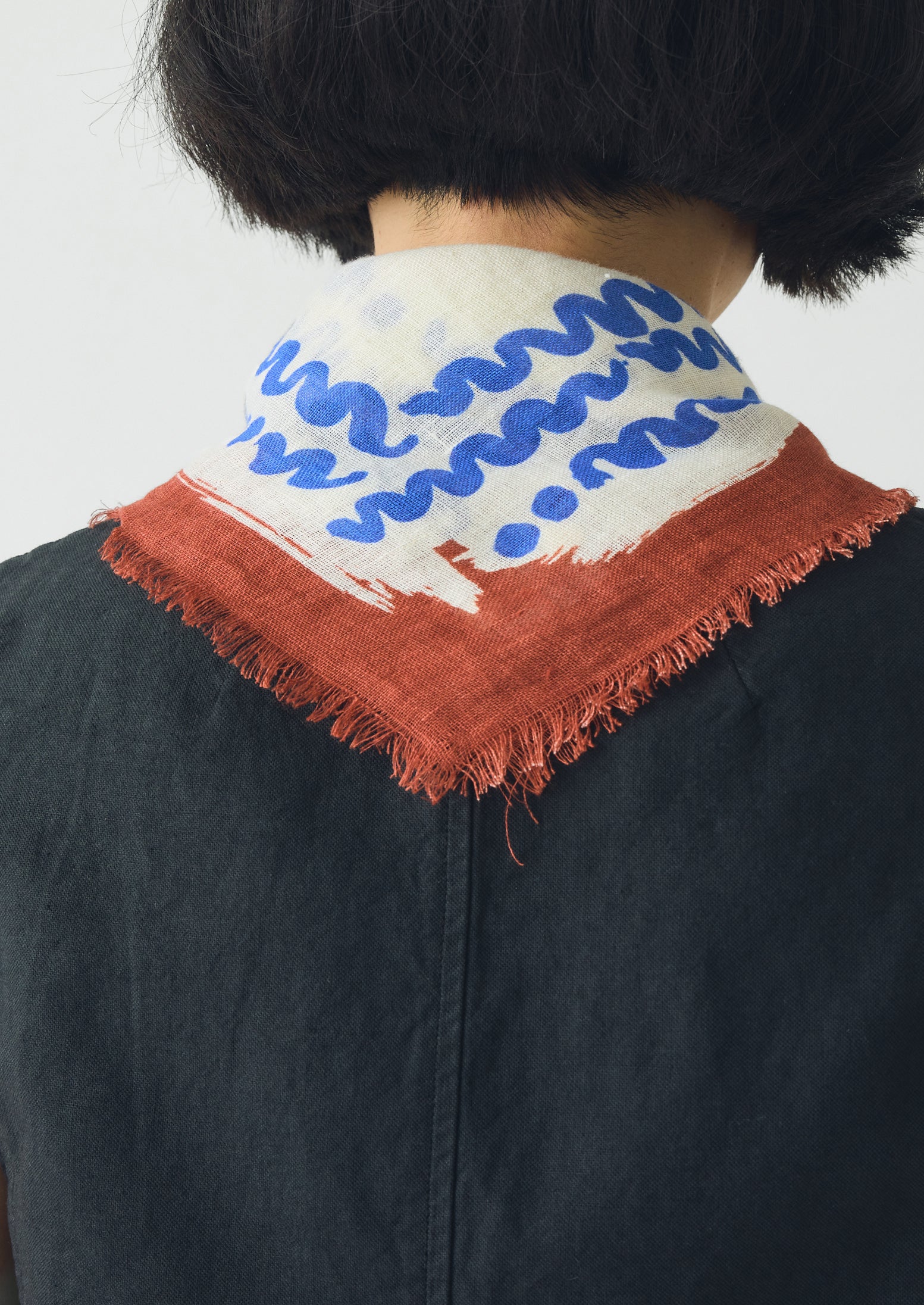 Market Fish Linen Bandana | Ecru - Image 4