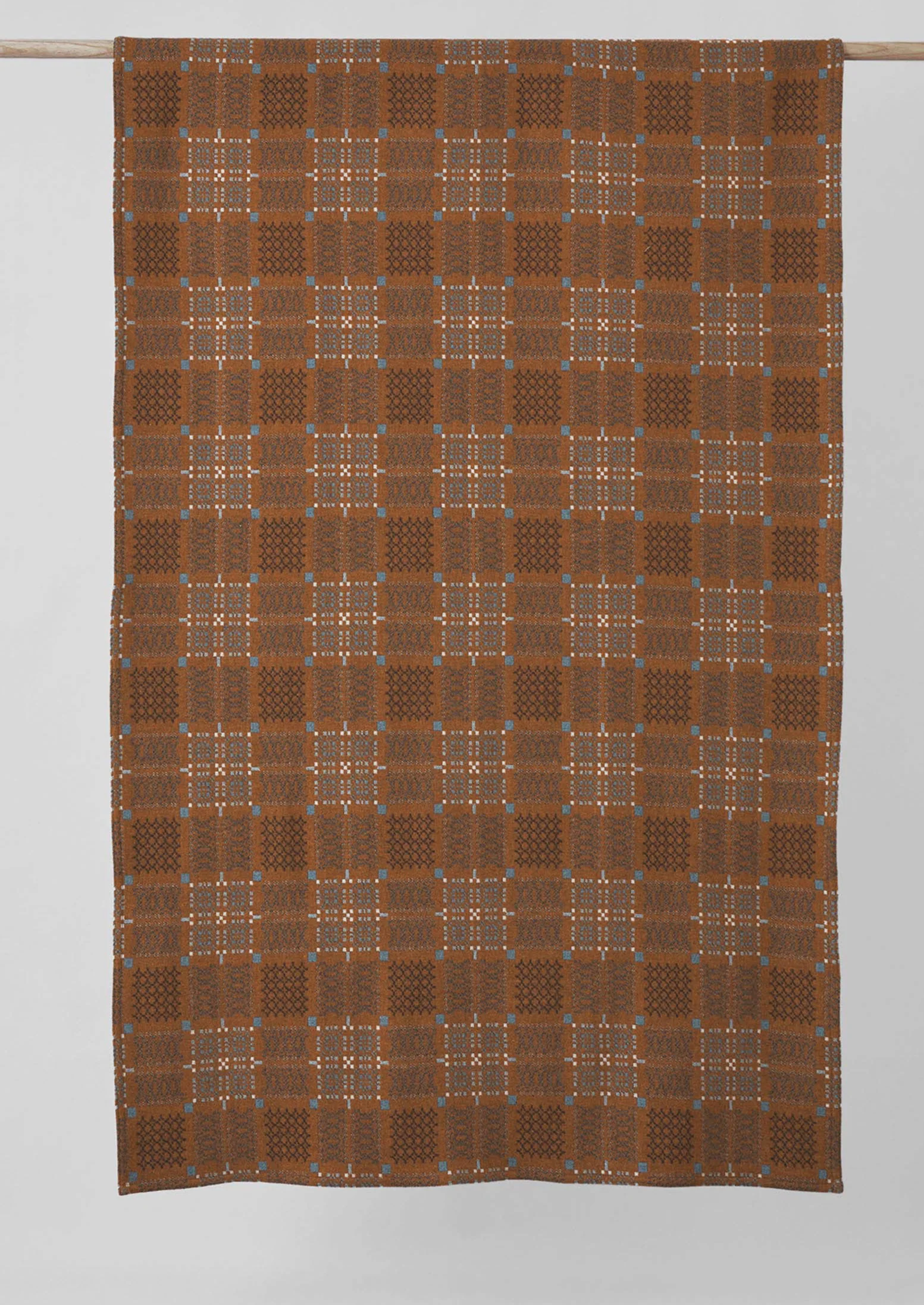 Melin Tregwynt Welsh Blanket | Rust/Topaz - Image 6