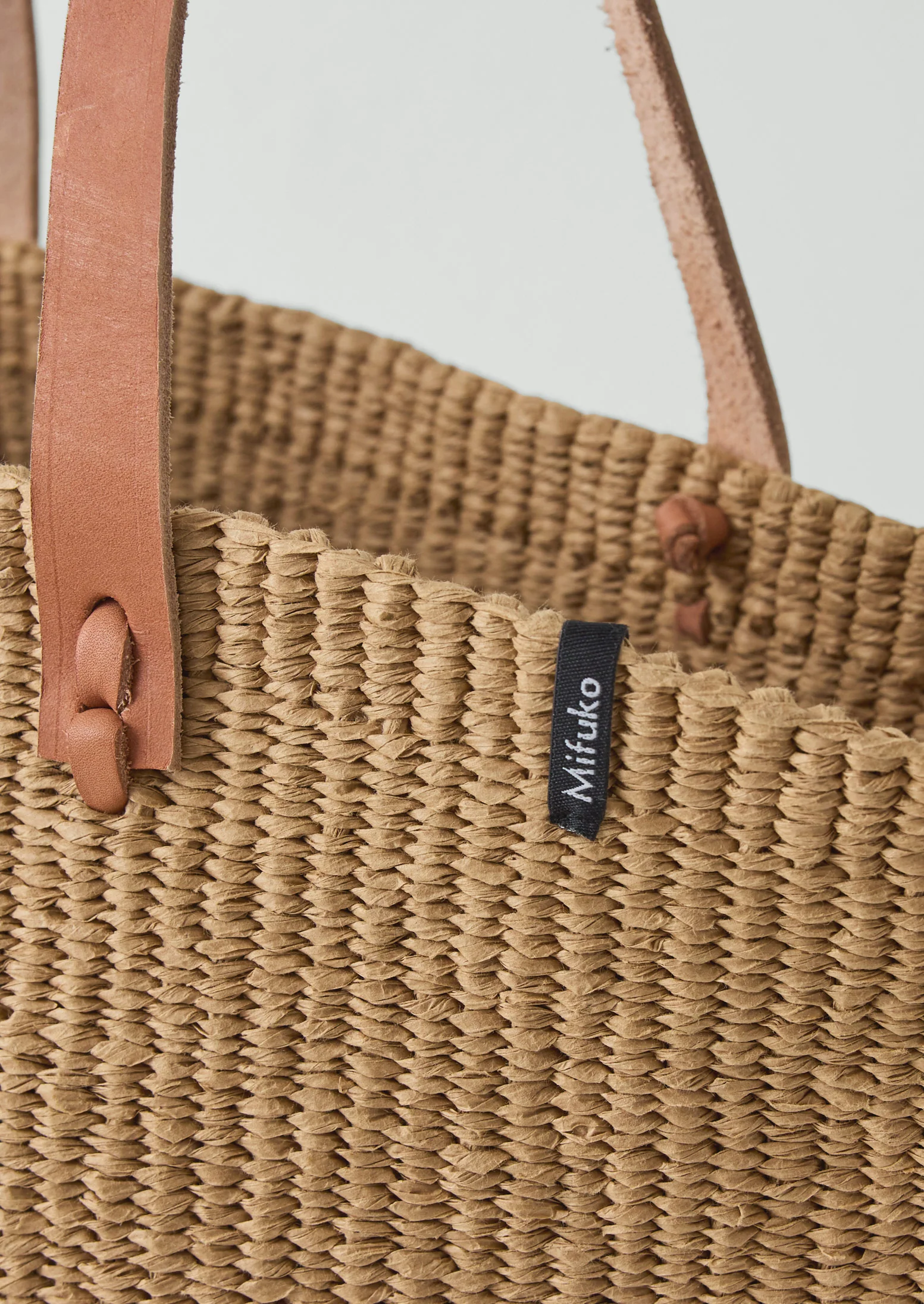 Mifuko Woven Paper Basket Bag | Natural - Image 4