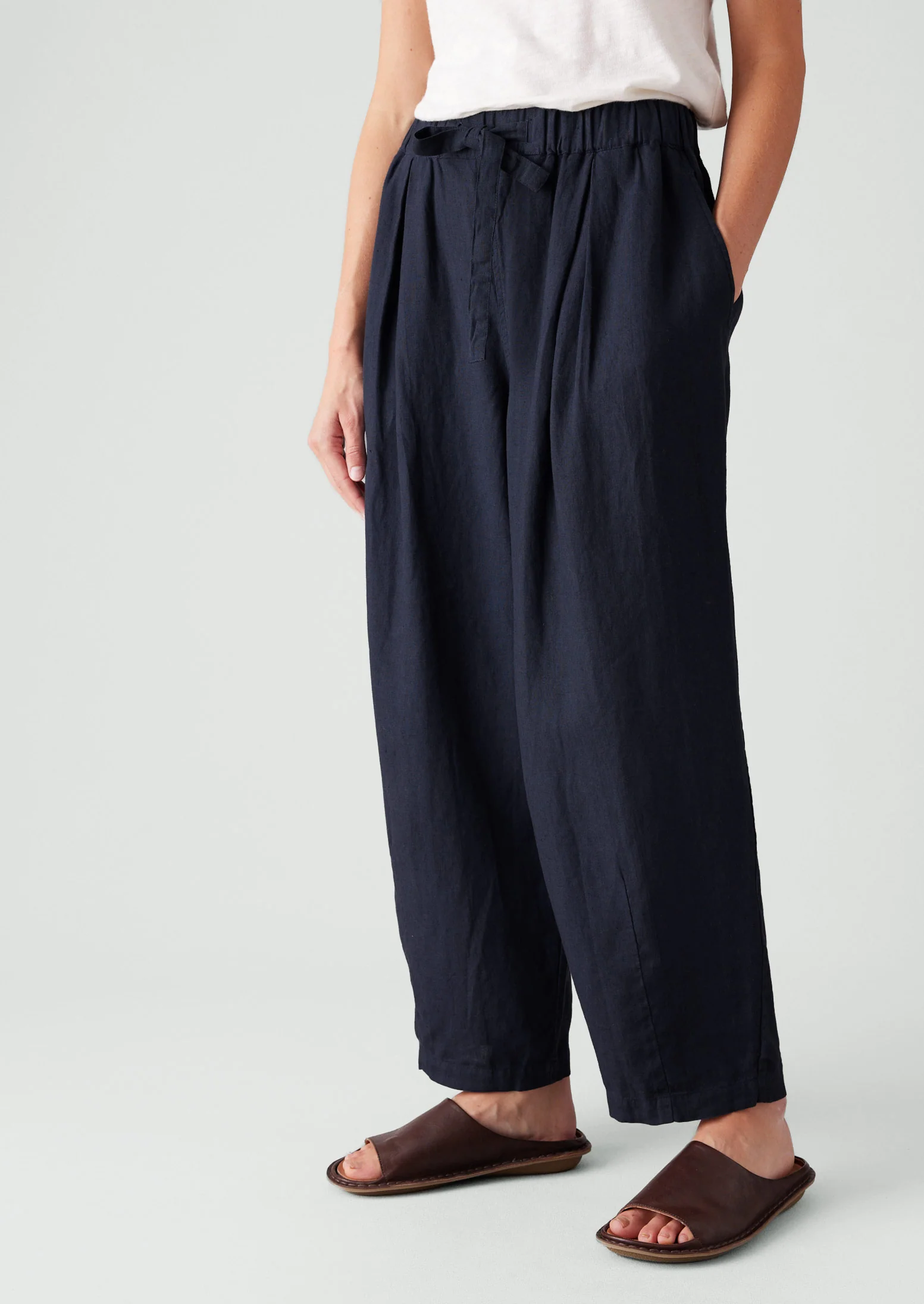 Minako Garment Dyed Linen Trousers | Midnight - Image 2