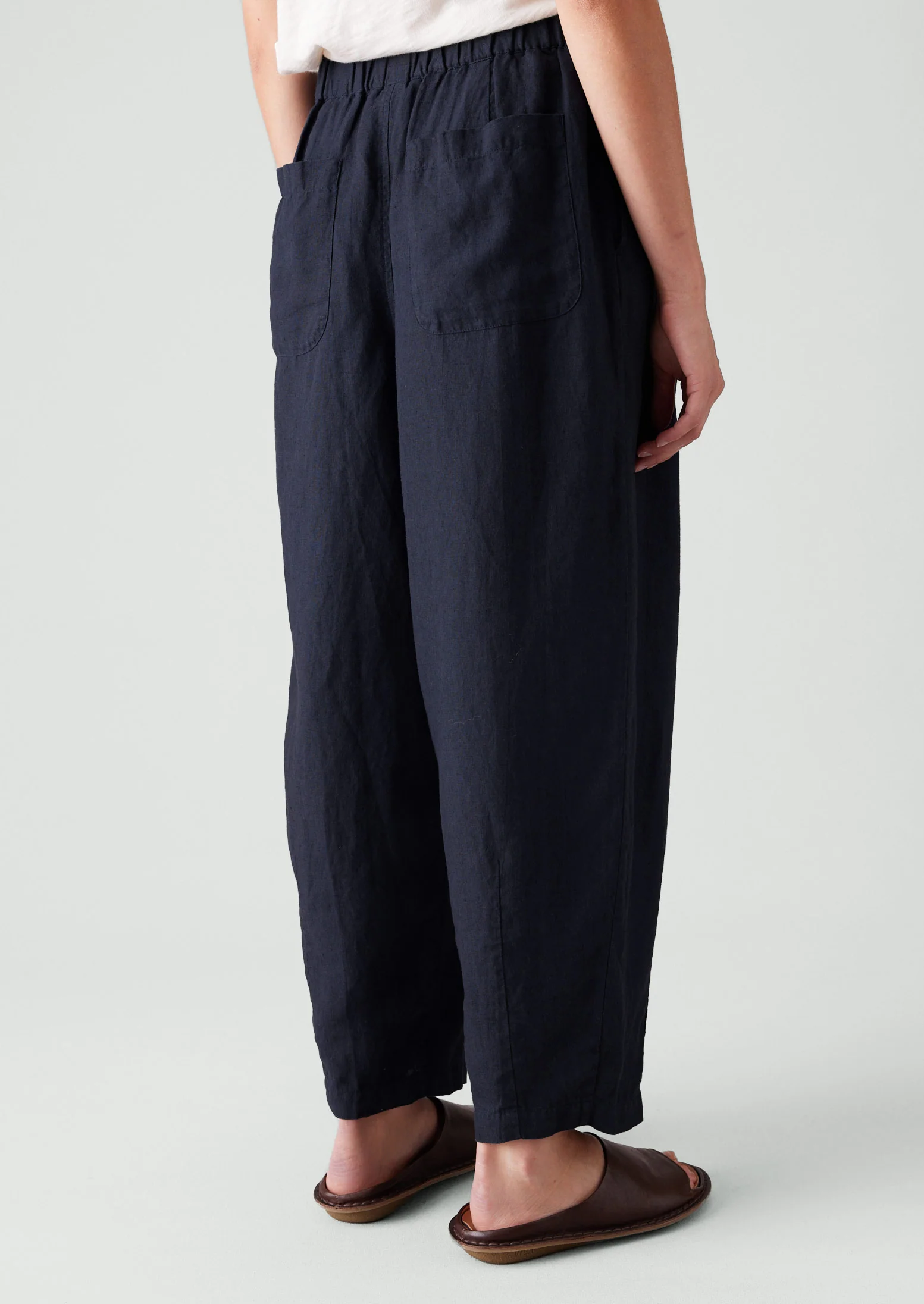 Minako Garment Dyed Linen Trousers | Midnight - Image 5