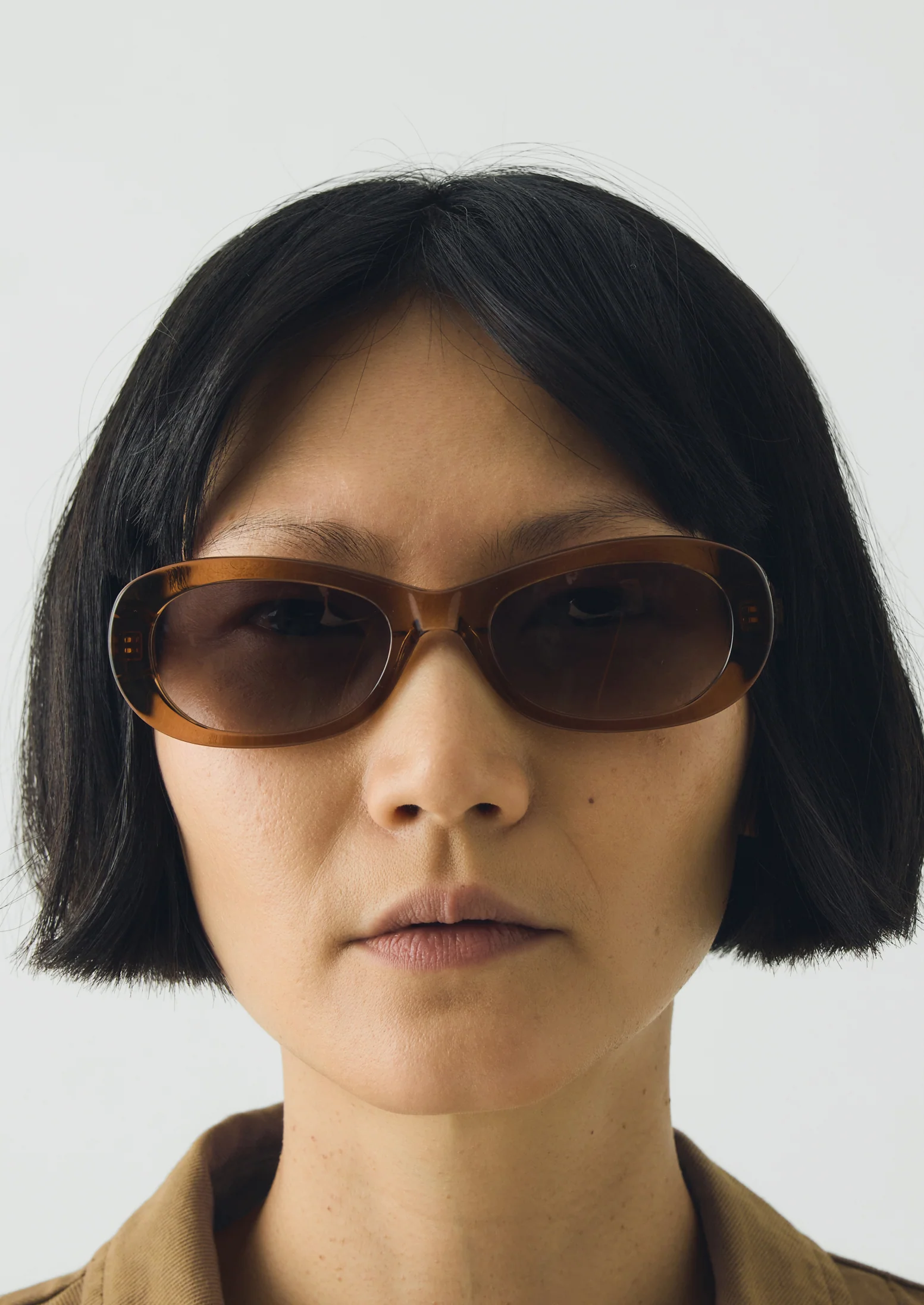 Monokel Bella Sunglasses | Cola - Image 3