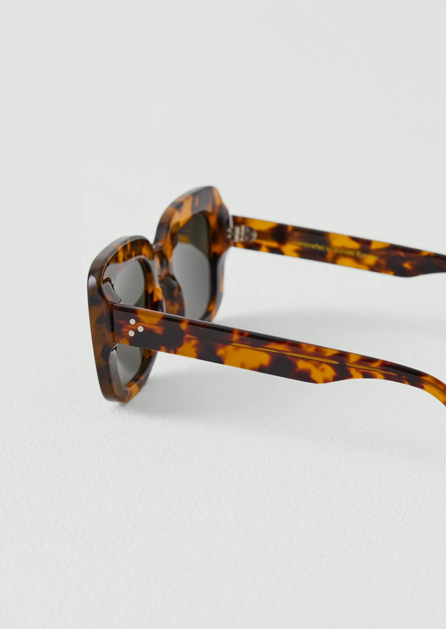 Monokel Molly Sunglasses | Havana - Image 5