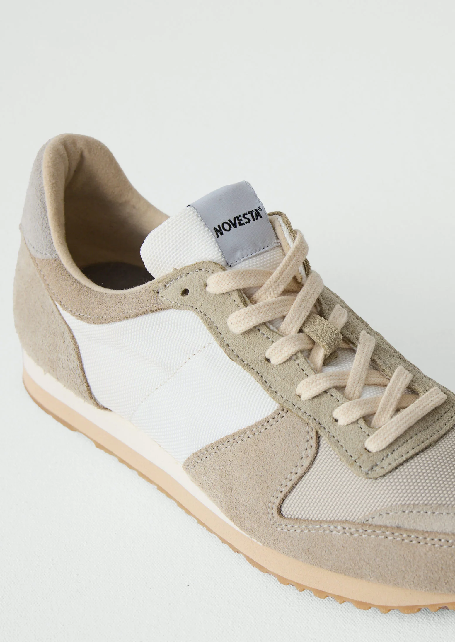 Novesta Marathon Trail Trainers | Natural - Image 4