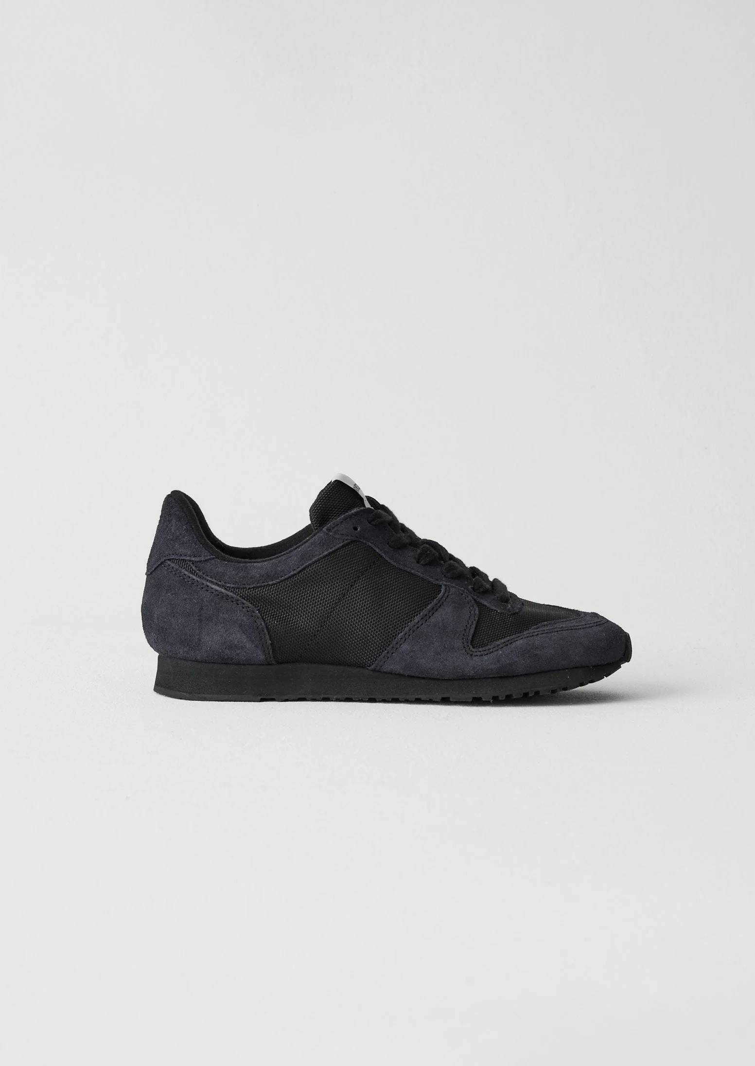 Novesta Marathon Trail Trainers | Oil - Image 2