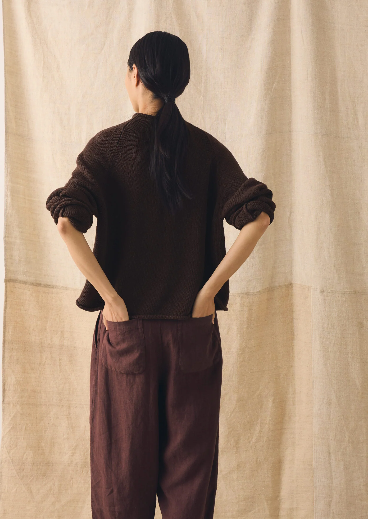Organic Cotton Linen Easy Sweater | Bitter Chocolate - Image 4