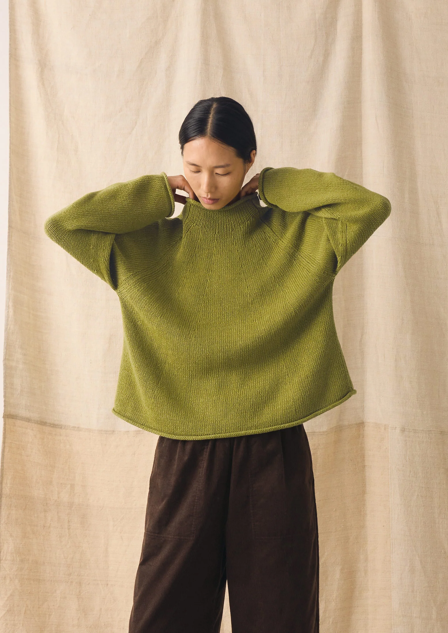 Organic Cotton Linen Easy Sweater | Olivine - Image 2
