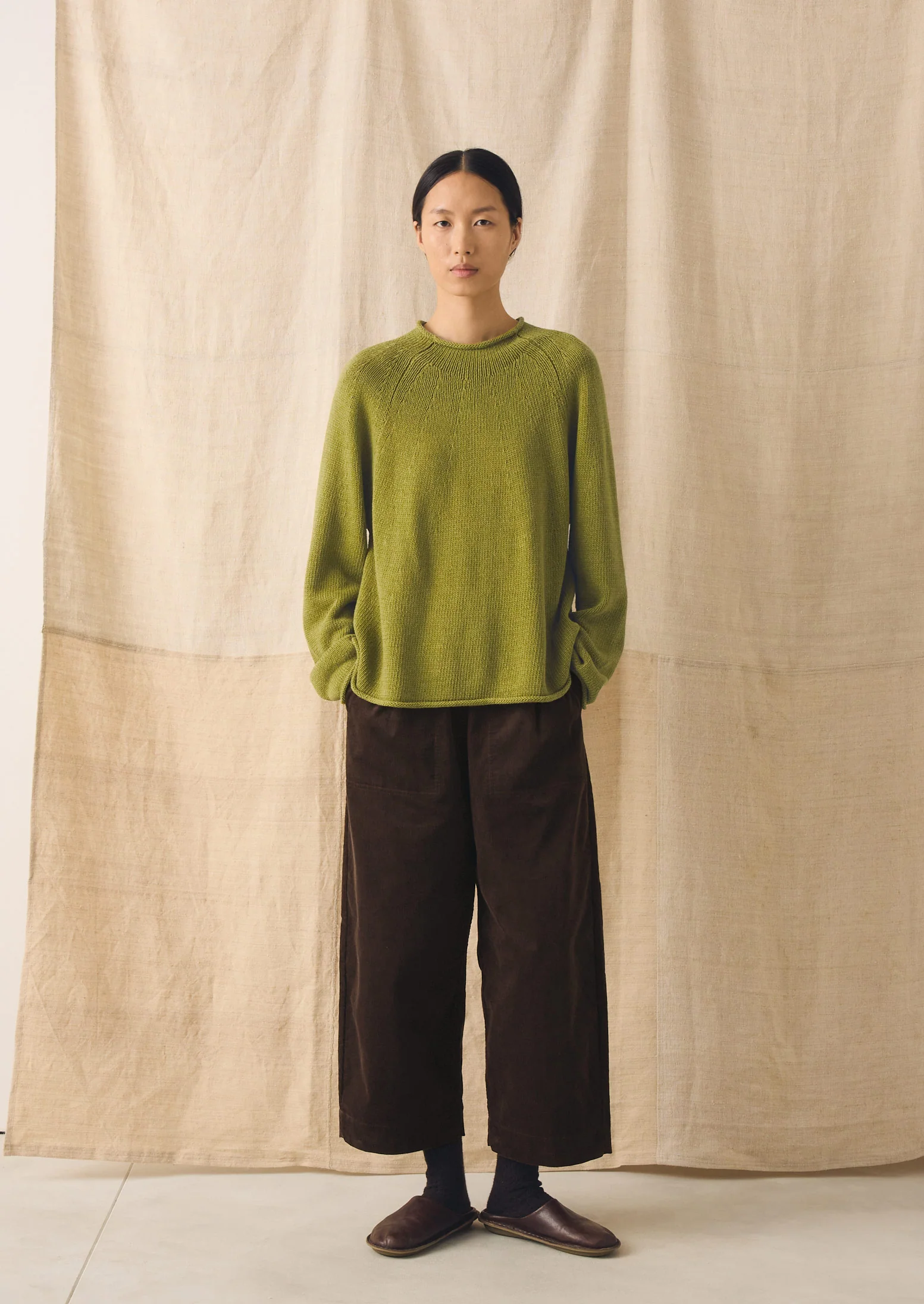 Organic Cotton Linen Easy Sweater | Olivine - Image 3