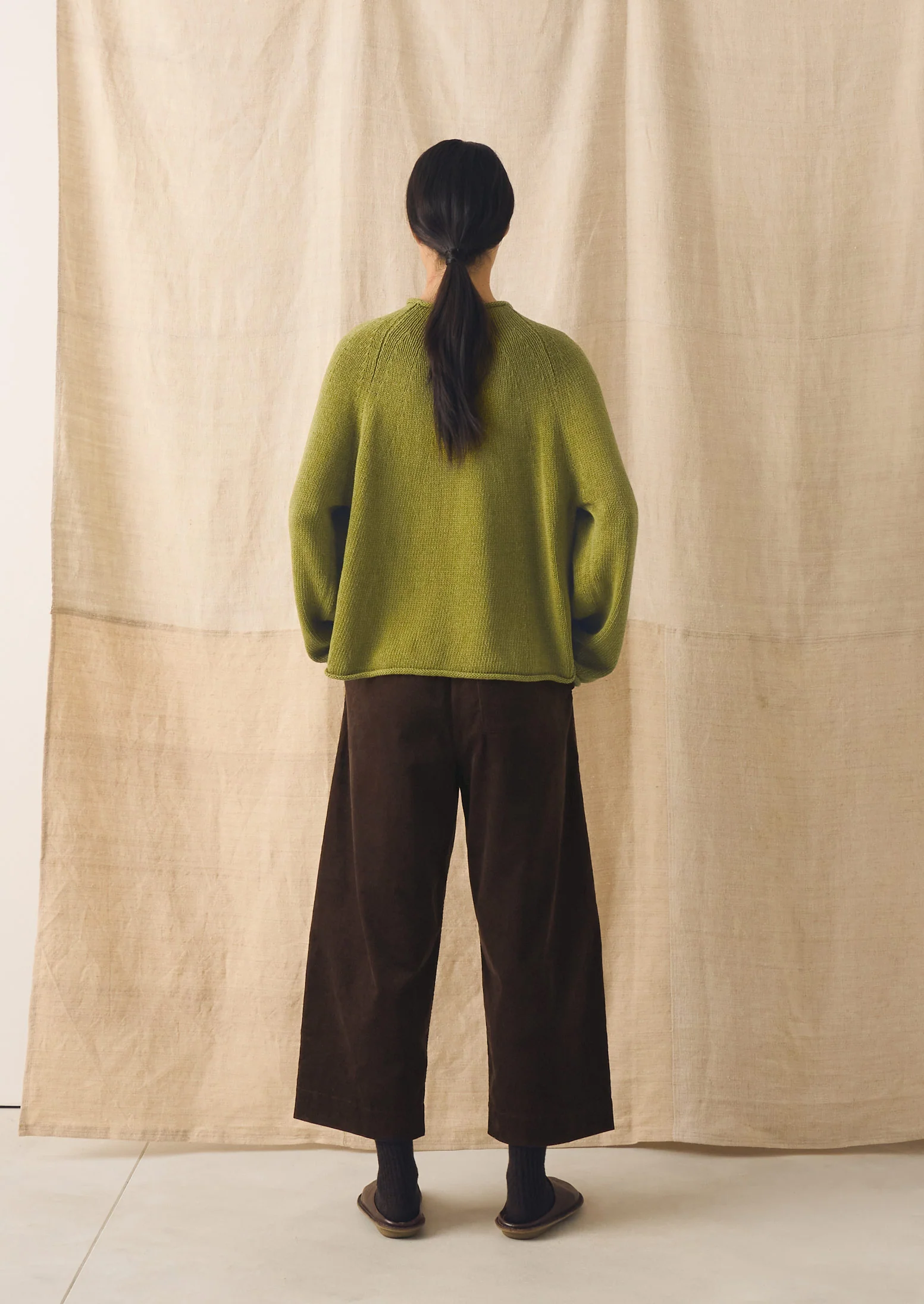Organic Cotton Linen Easy Sweater | Olivine - Image 5