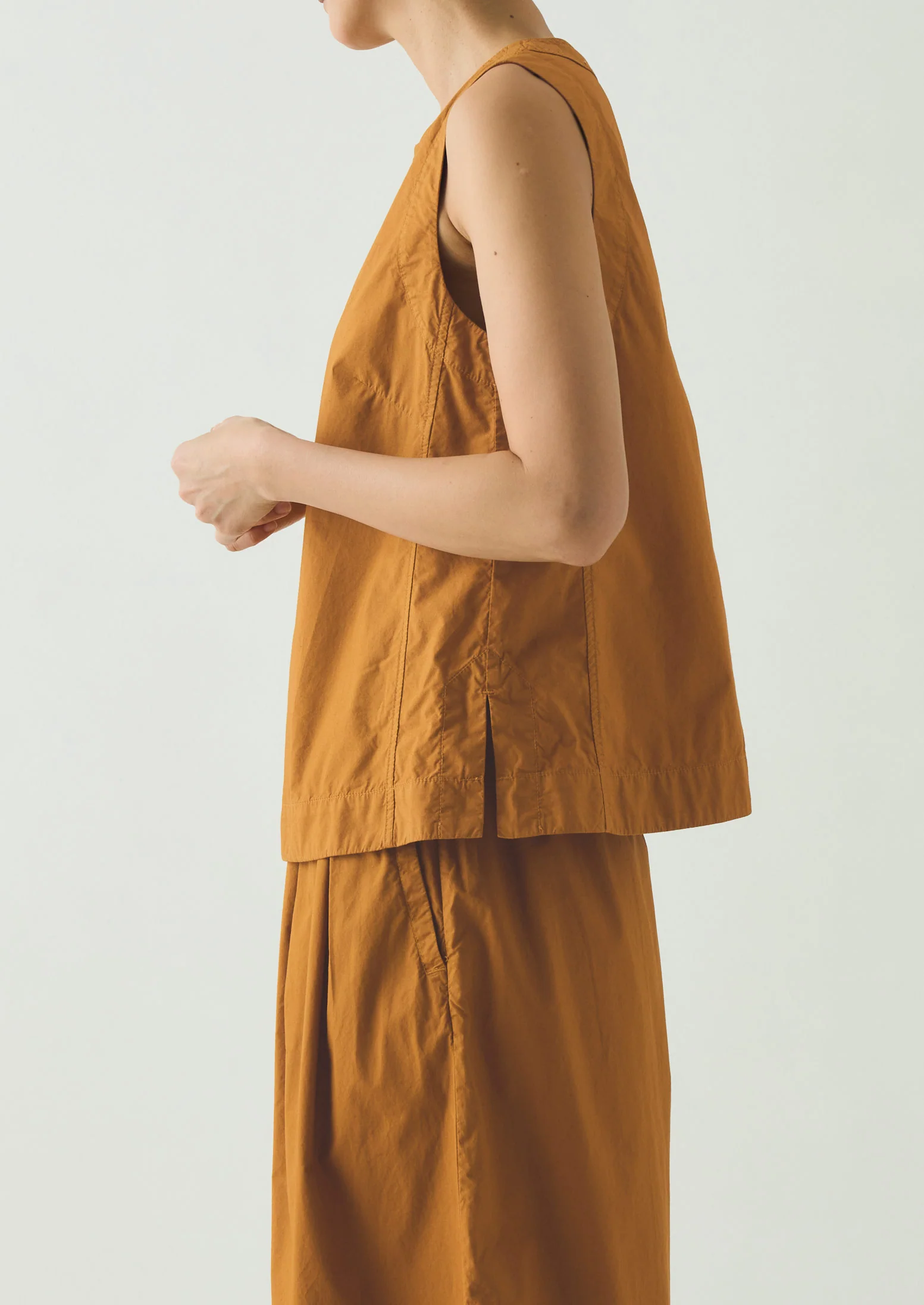 Panelled Garment Dyed Sleeveless Top | Dhal - Image 3