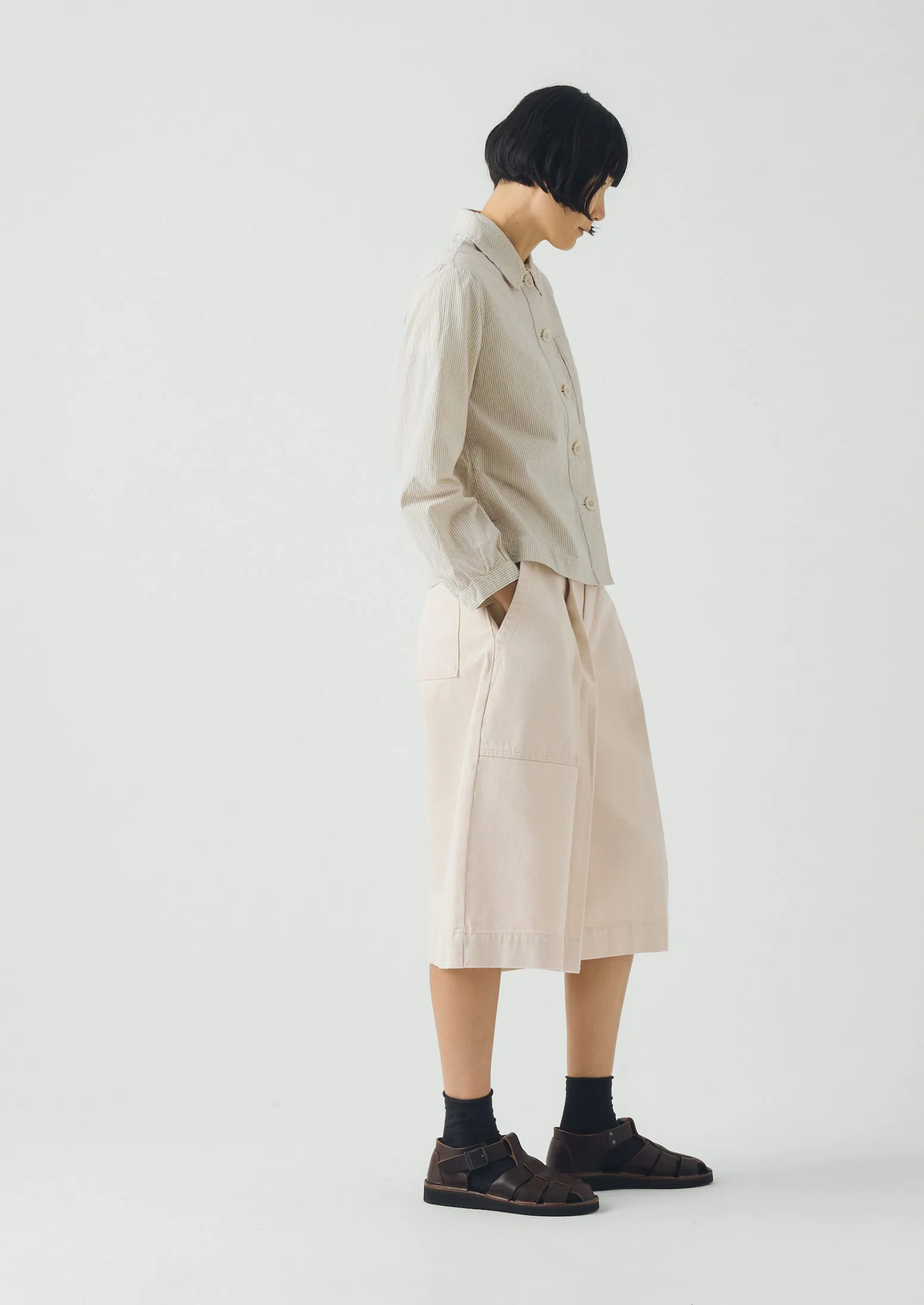 Pleated Denim Shorts | Ecru - Image 4