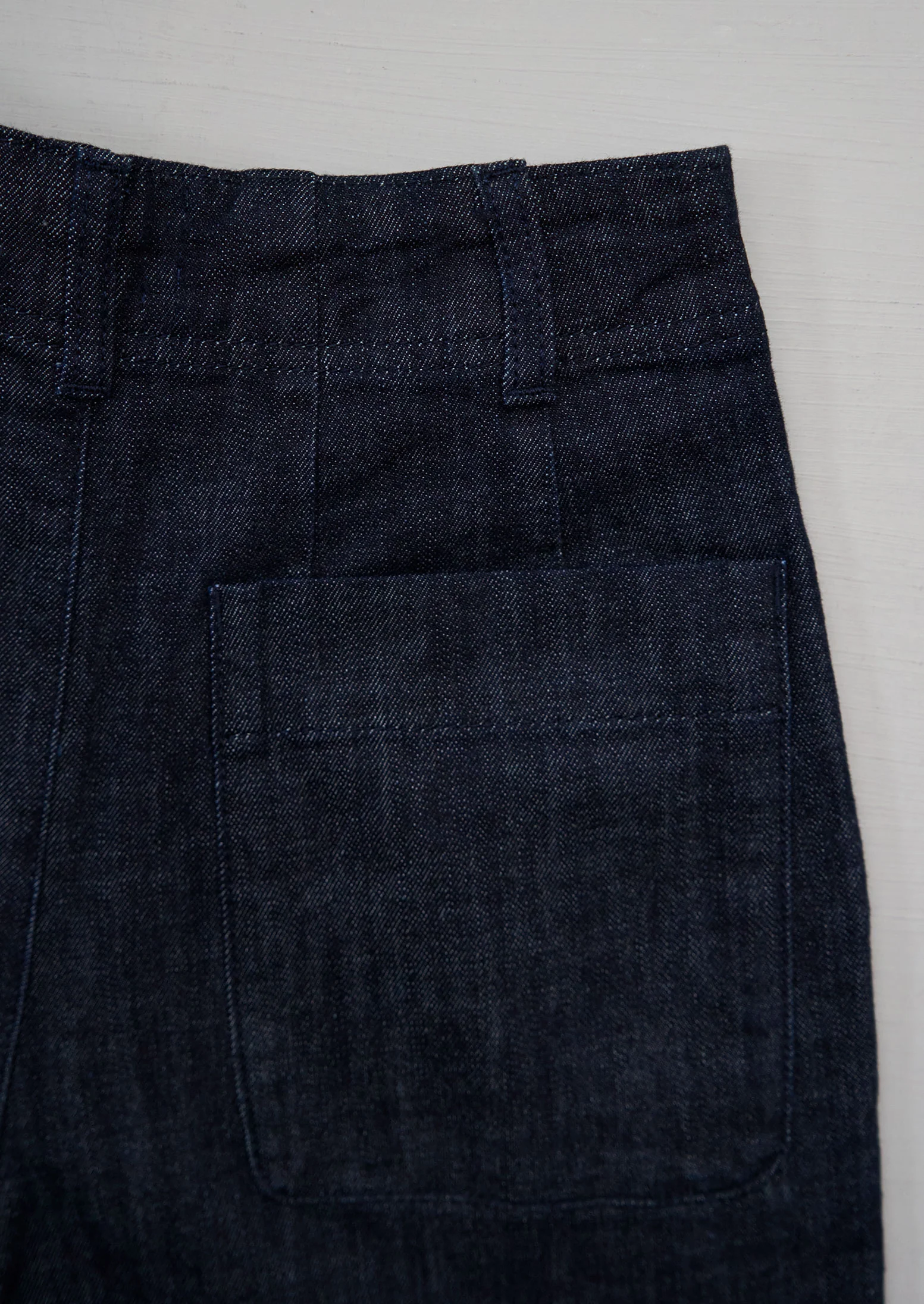 Reworn Indigo Denim Trousers Size 4 (1048) | Indigo - Image 2