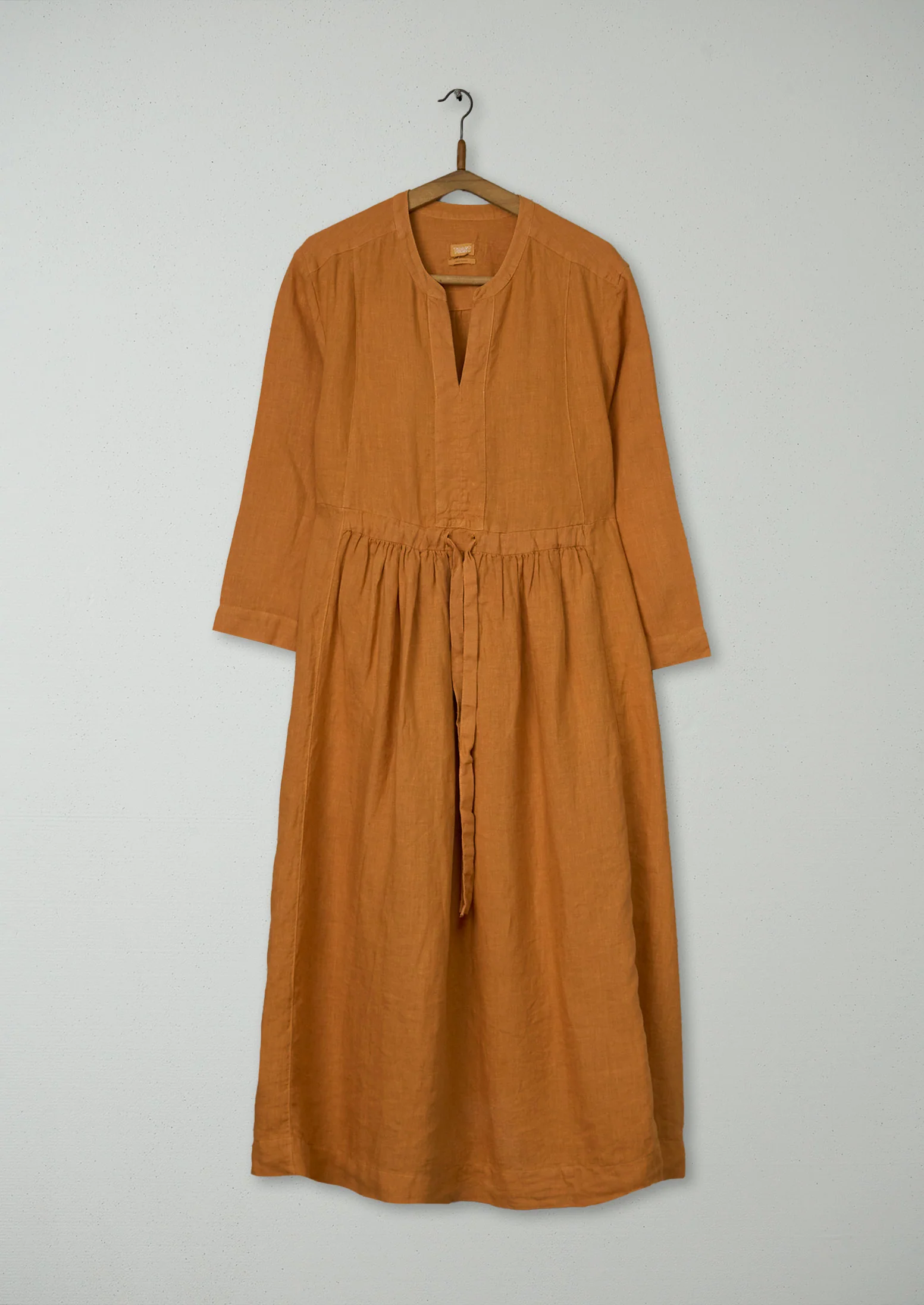 Reworn Linen Dress Size L (1731) | Apricot